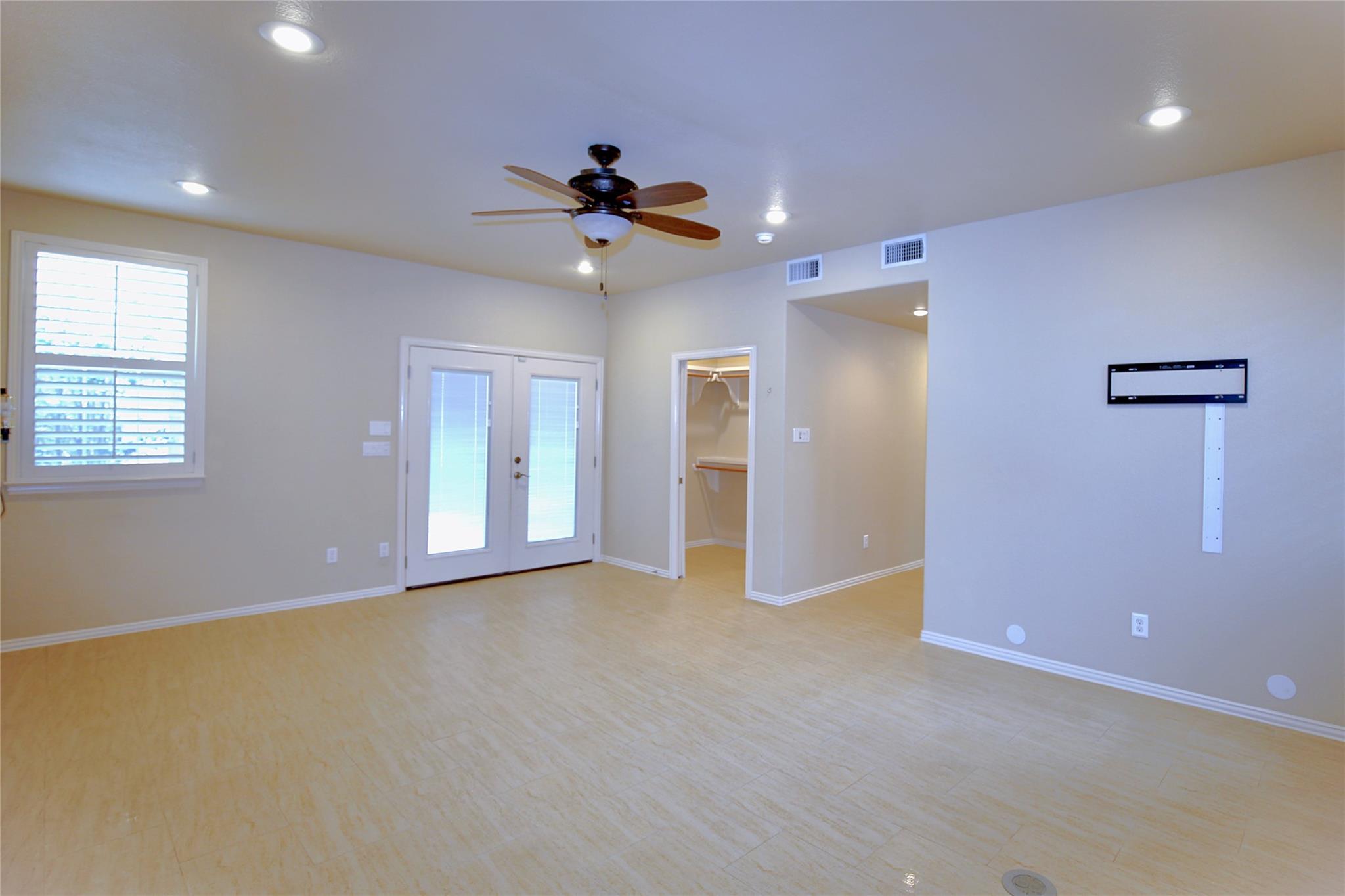 2002 Singing Hls, Leander, TX 78641