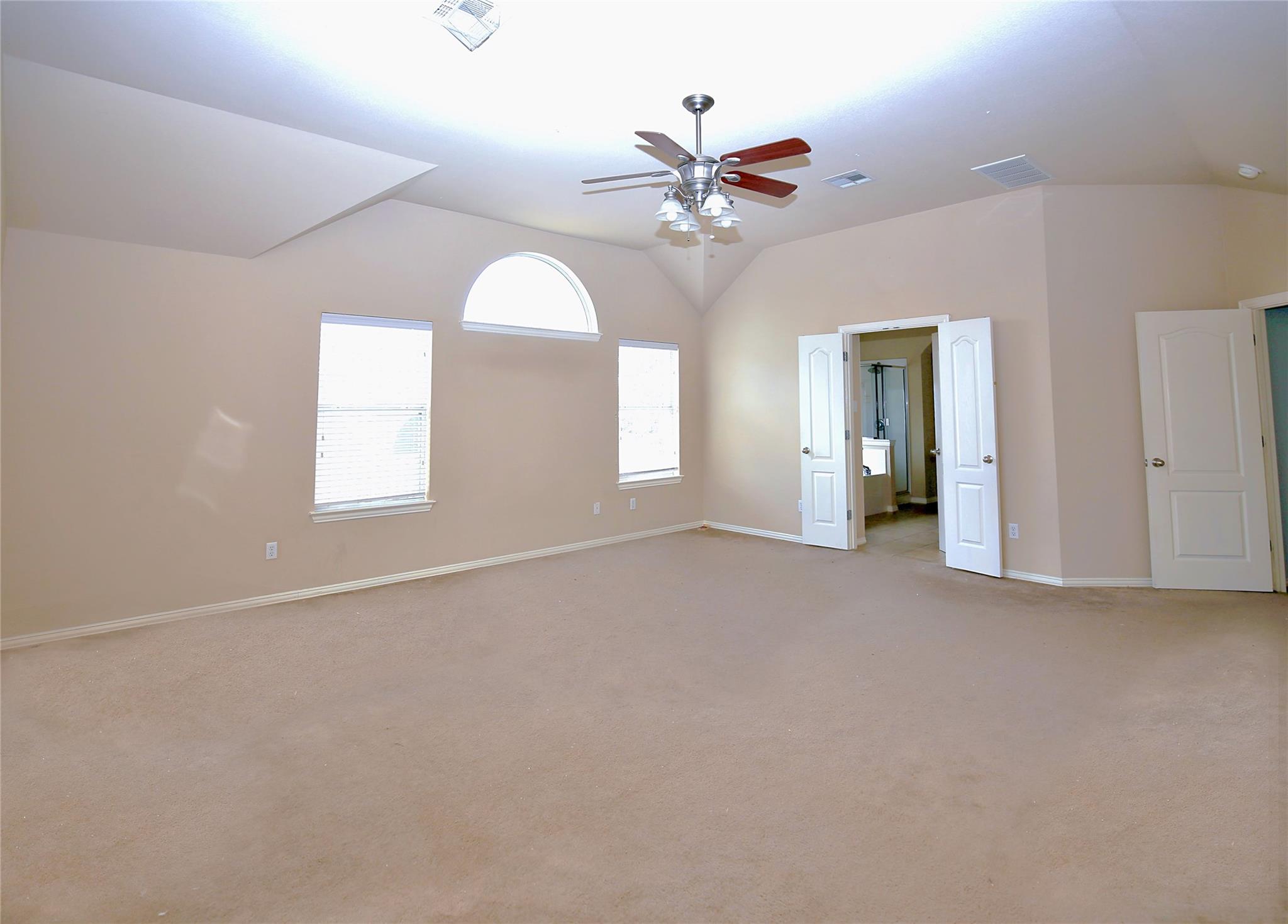 2002 Singing Hls, Leander, TX 78641