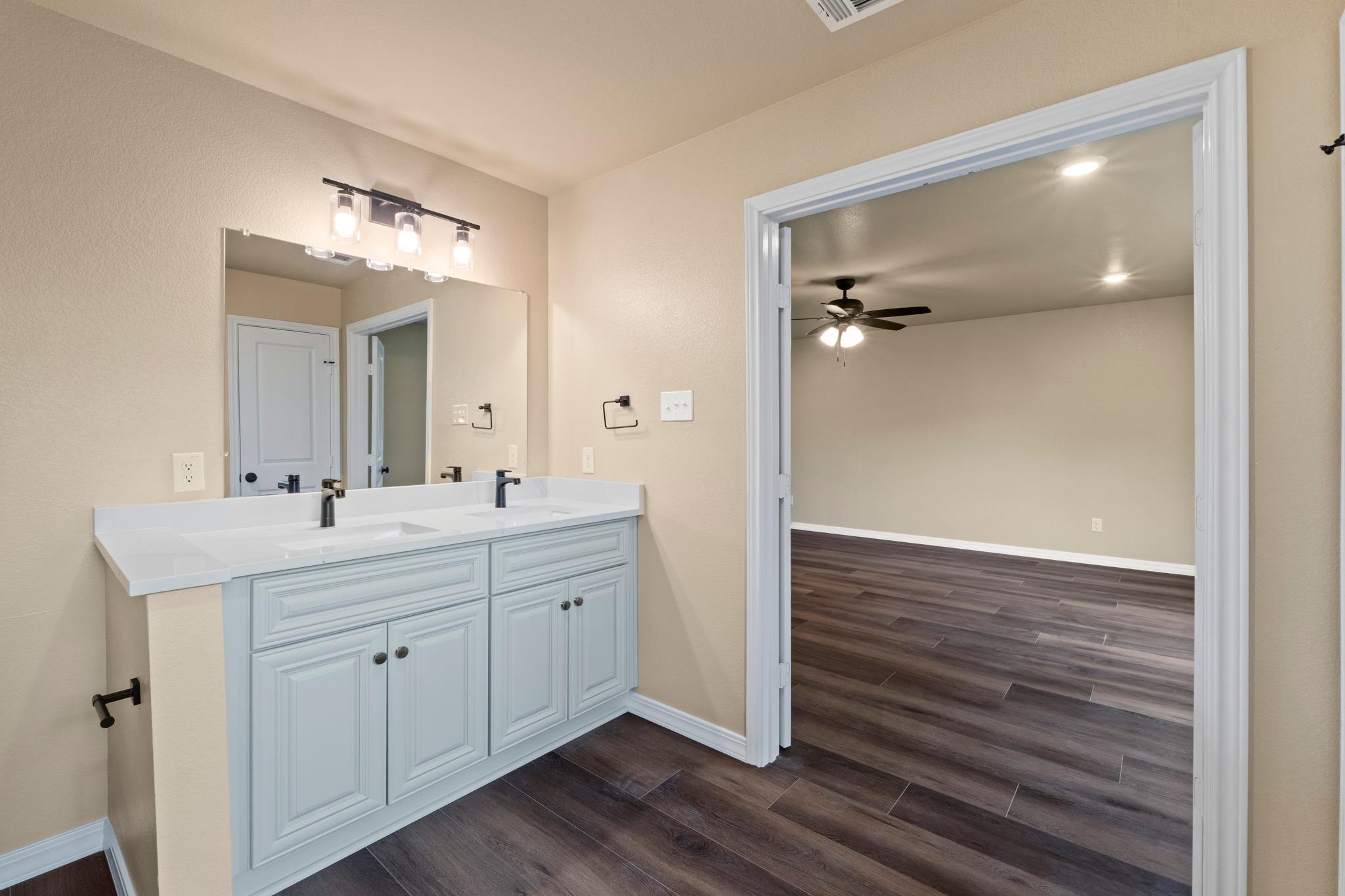 2600 Hill Street Cv, Round Rock, TX 78664