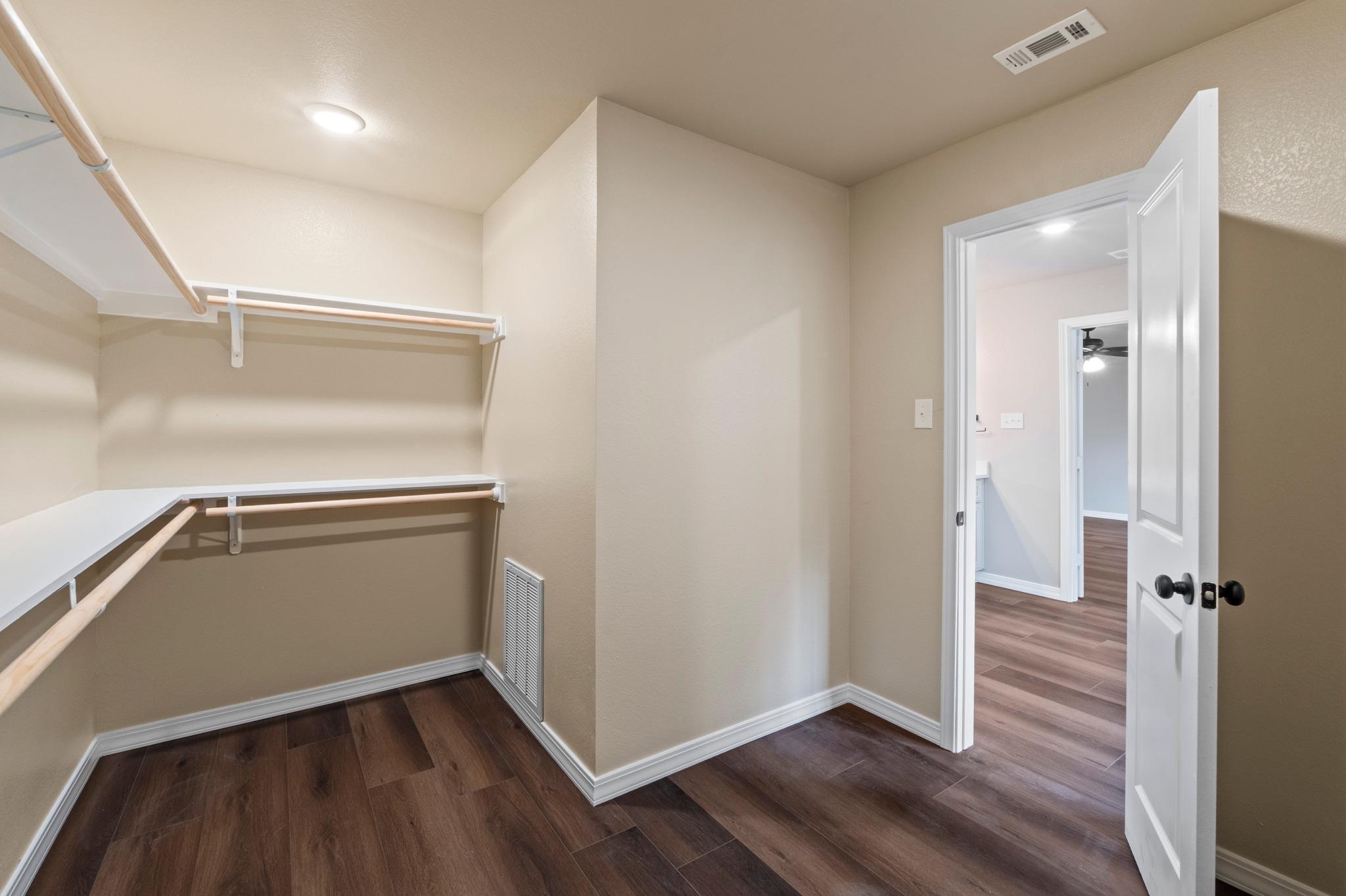 2600 Hill Street Cv, Round Rock, TX 78664