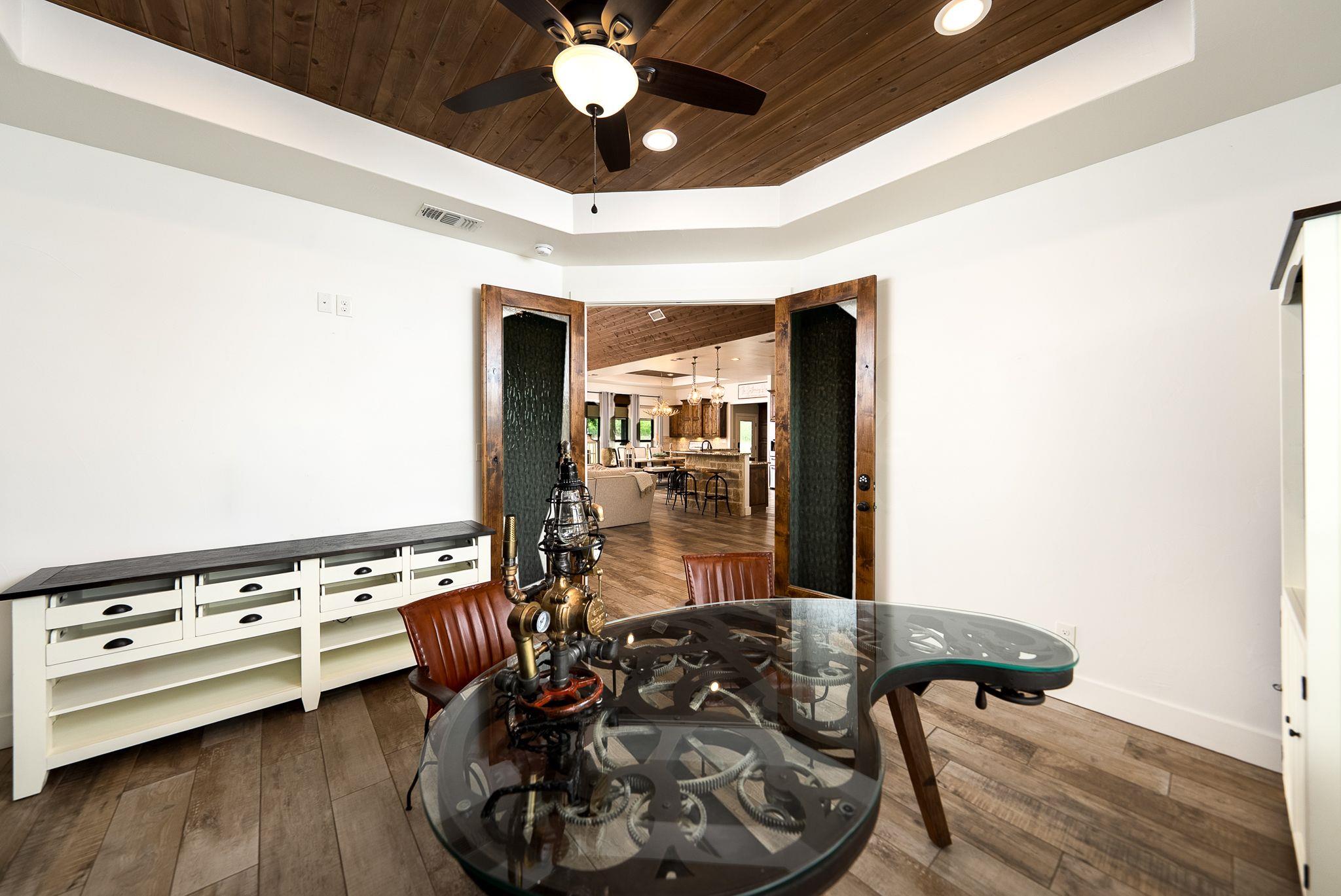 1980 County Road 361, La Vernia, TX 78121