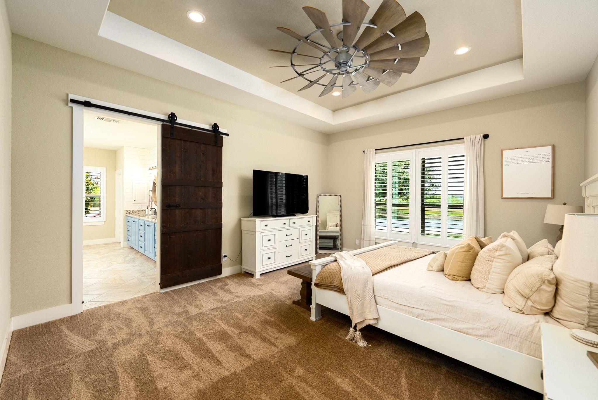 1980 County Road 361, La Vernia, TX 78121