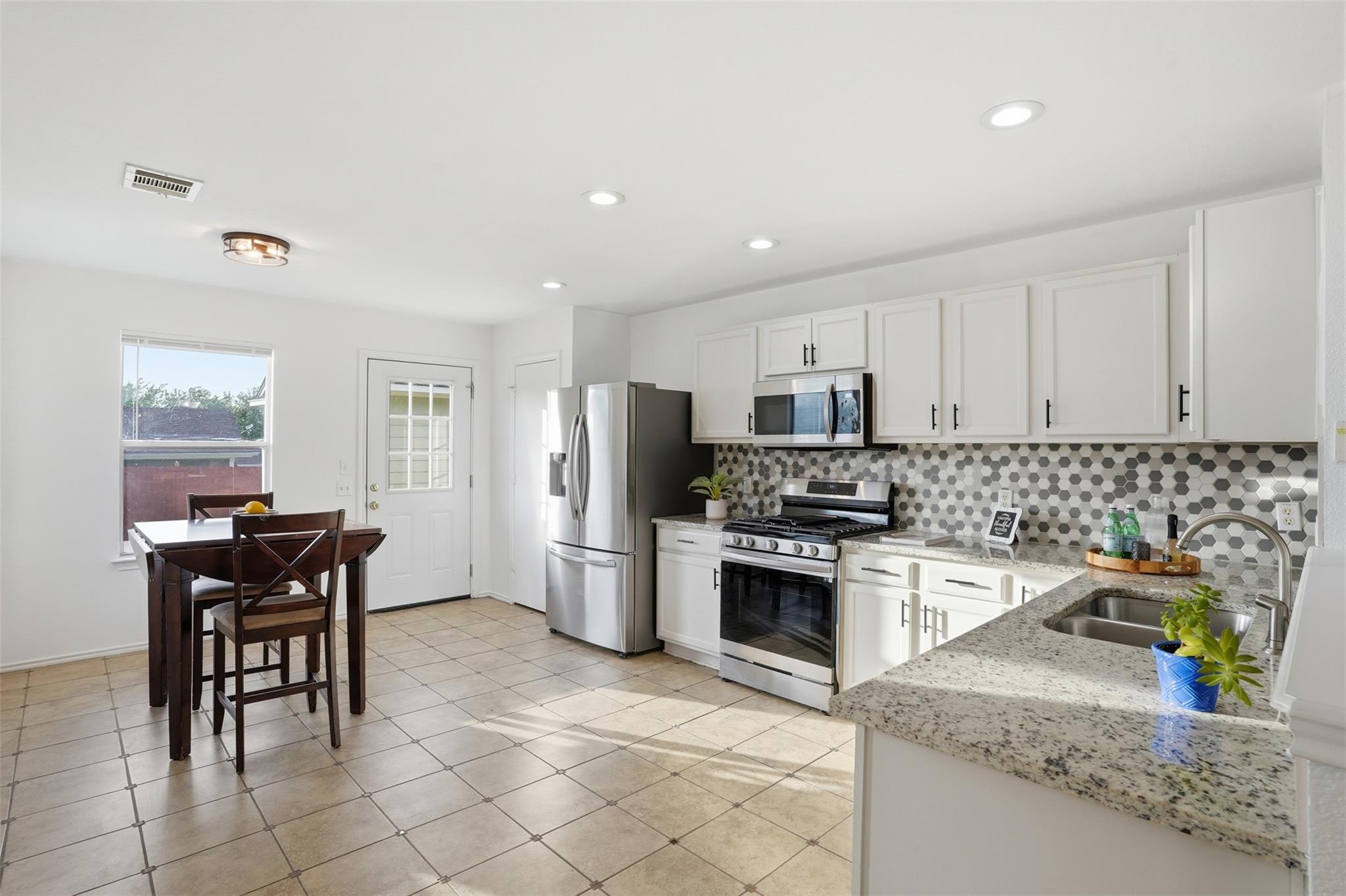 13525 Briarcreek Loop, Manor, TX 78653