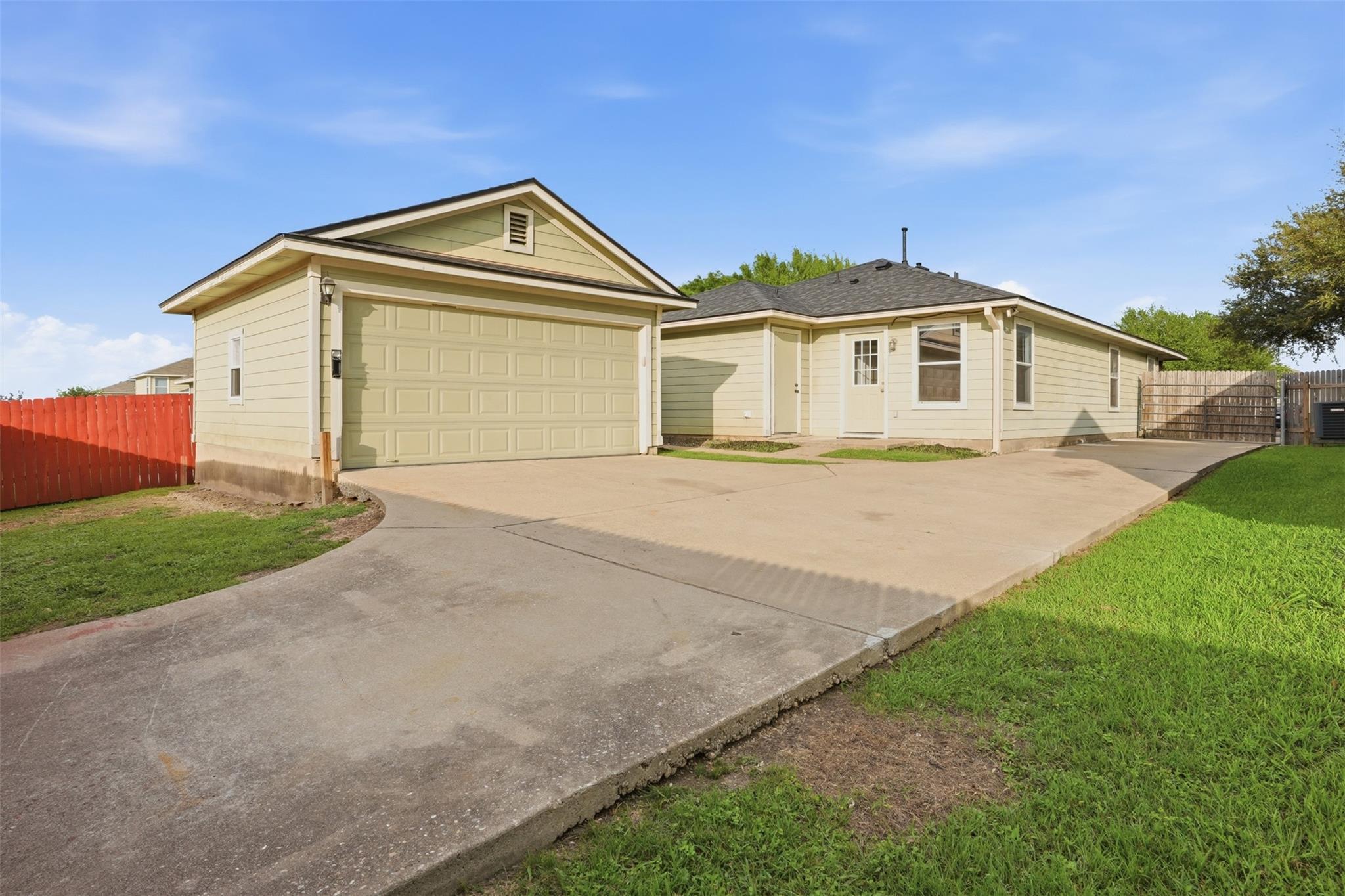 13525 Briarcreek Loop, Manor, TX 78653