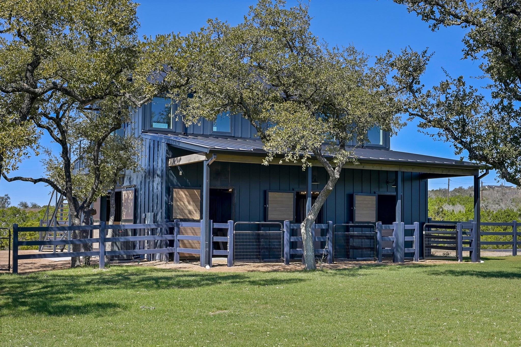 475 Happy Trl, Dripping Springs, TX 78620