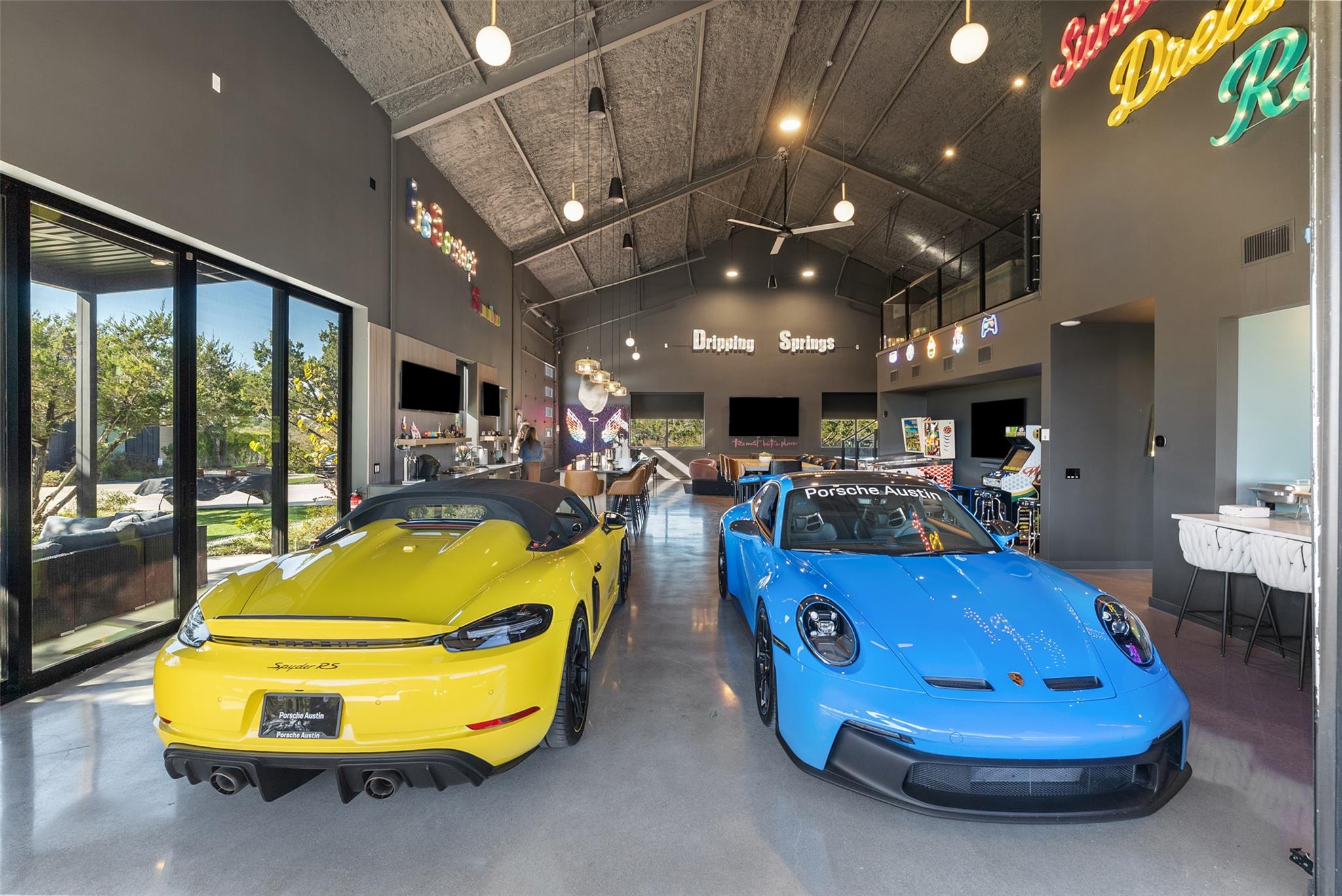 475 Happy Trl, Dripping Springs, TX 78620