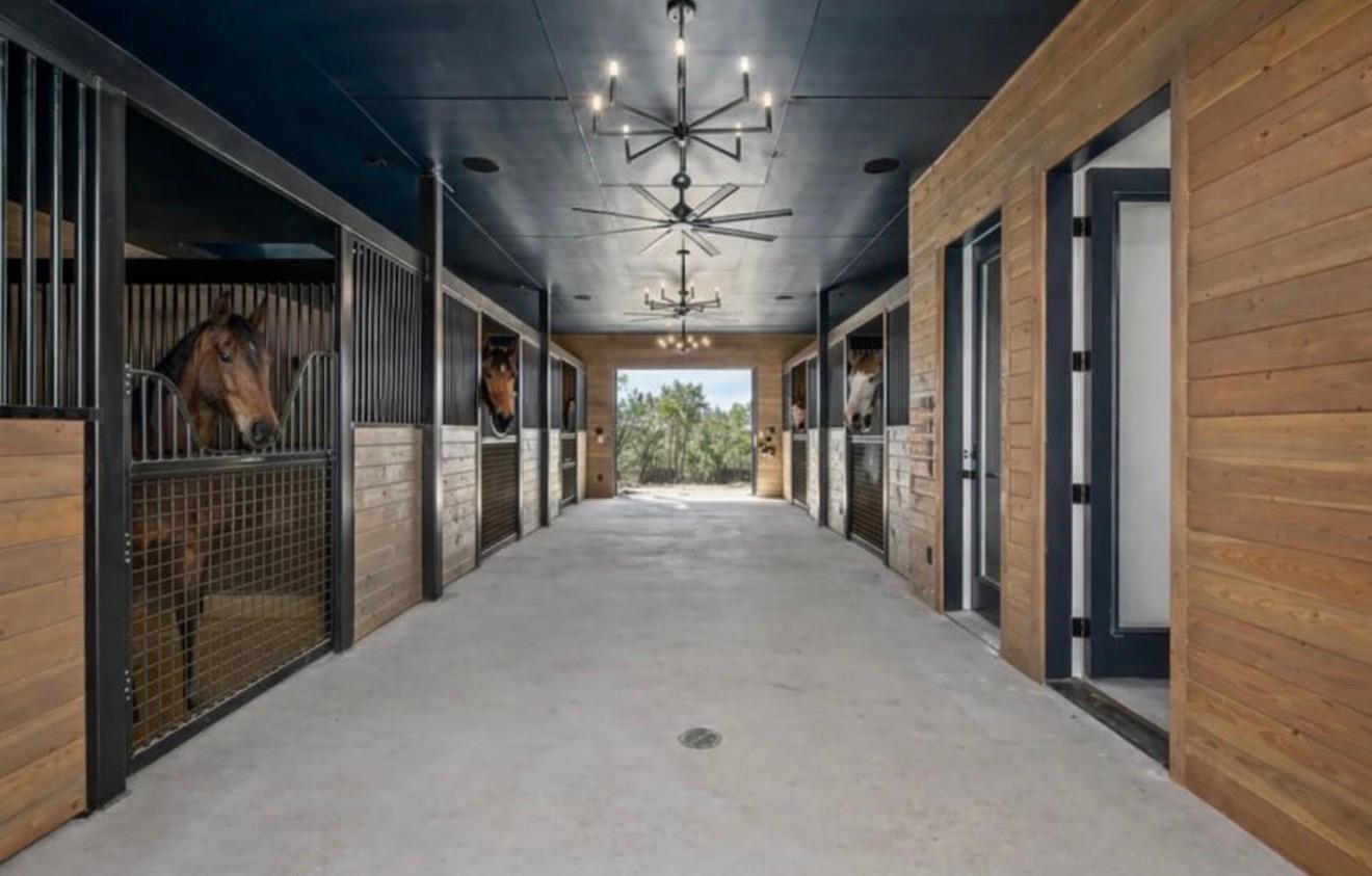 475 Happy Trl, Dripping Springs, TX 78620