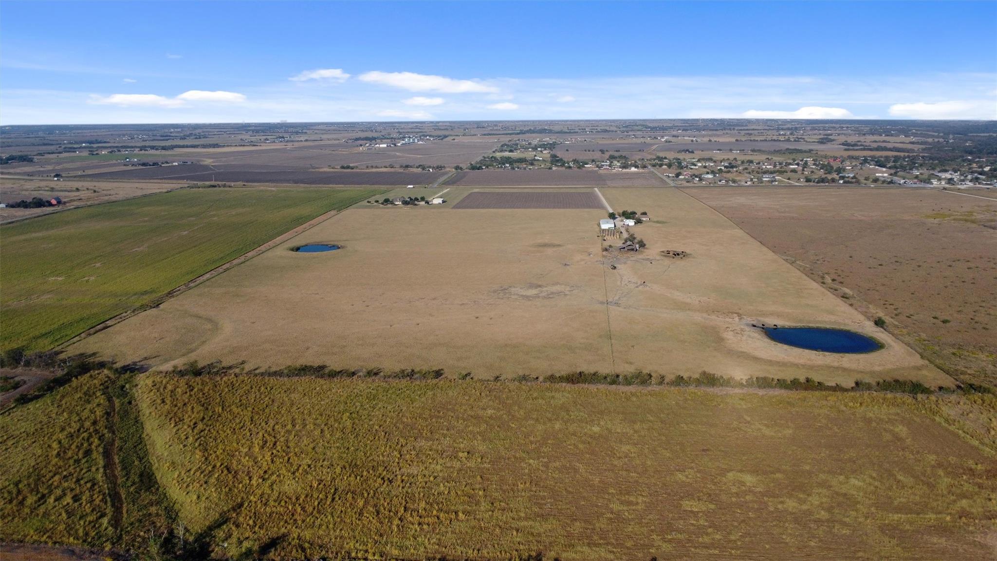 19919 Fm 973 Rd N, Coupland, TX 78615