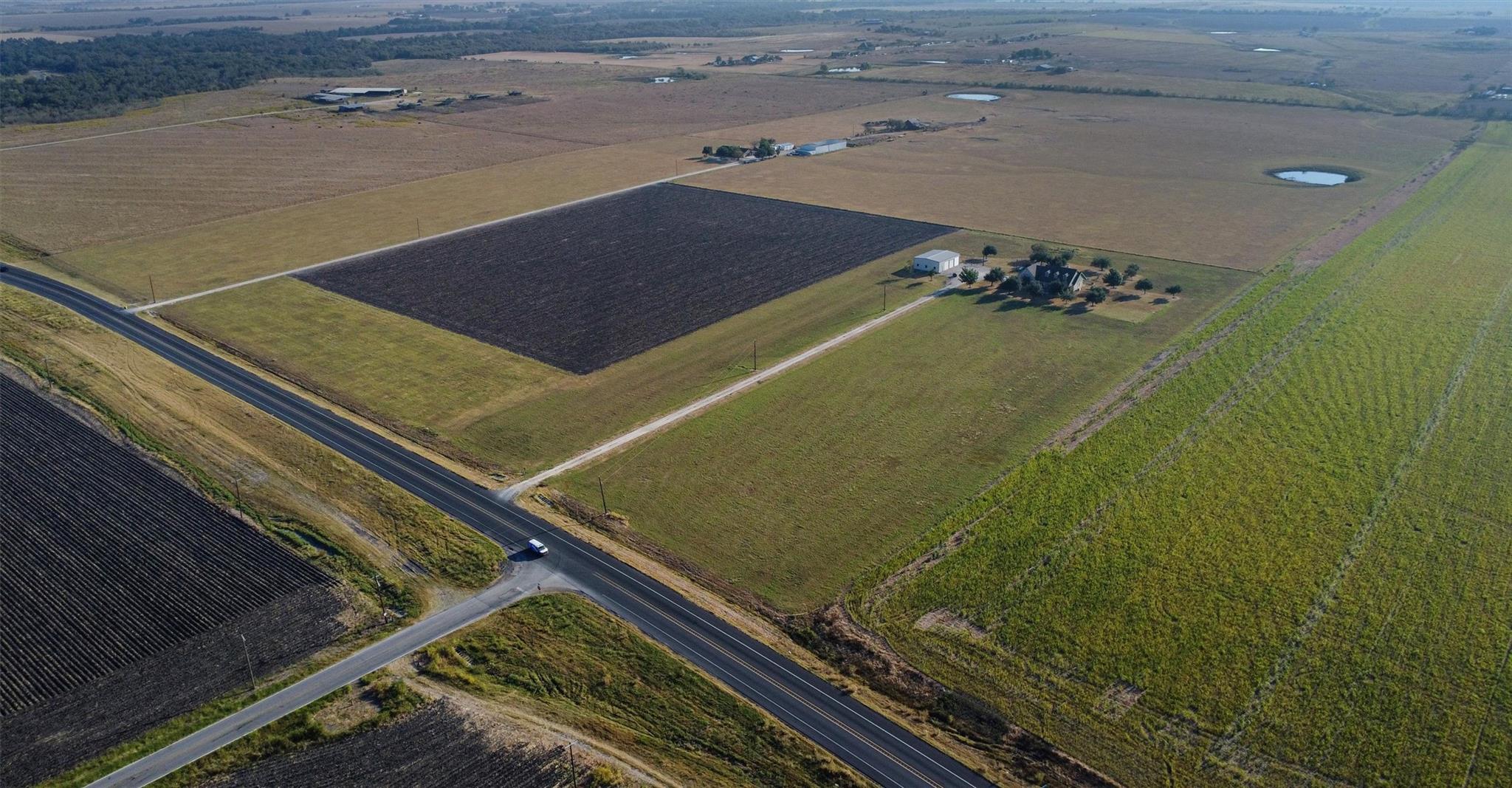 19919 Fm 973 Rd N, Coupland, TX 78615