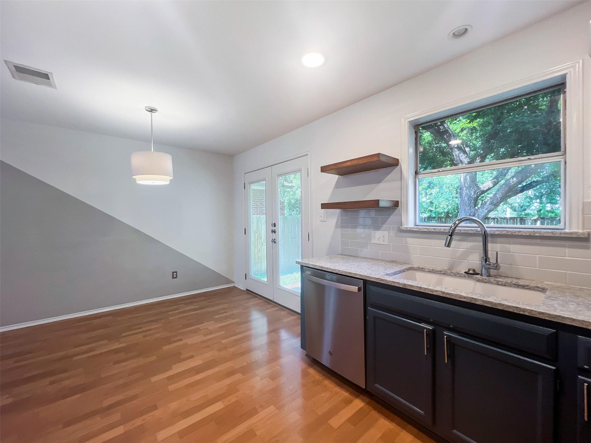 7521 Peabody Dr, Austin, TX 78729