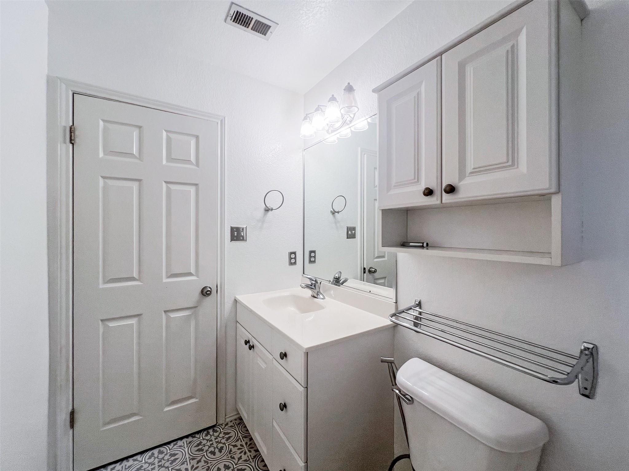 7521 Peabody Dr, Austin, TX 78729