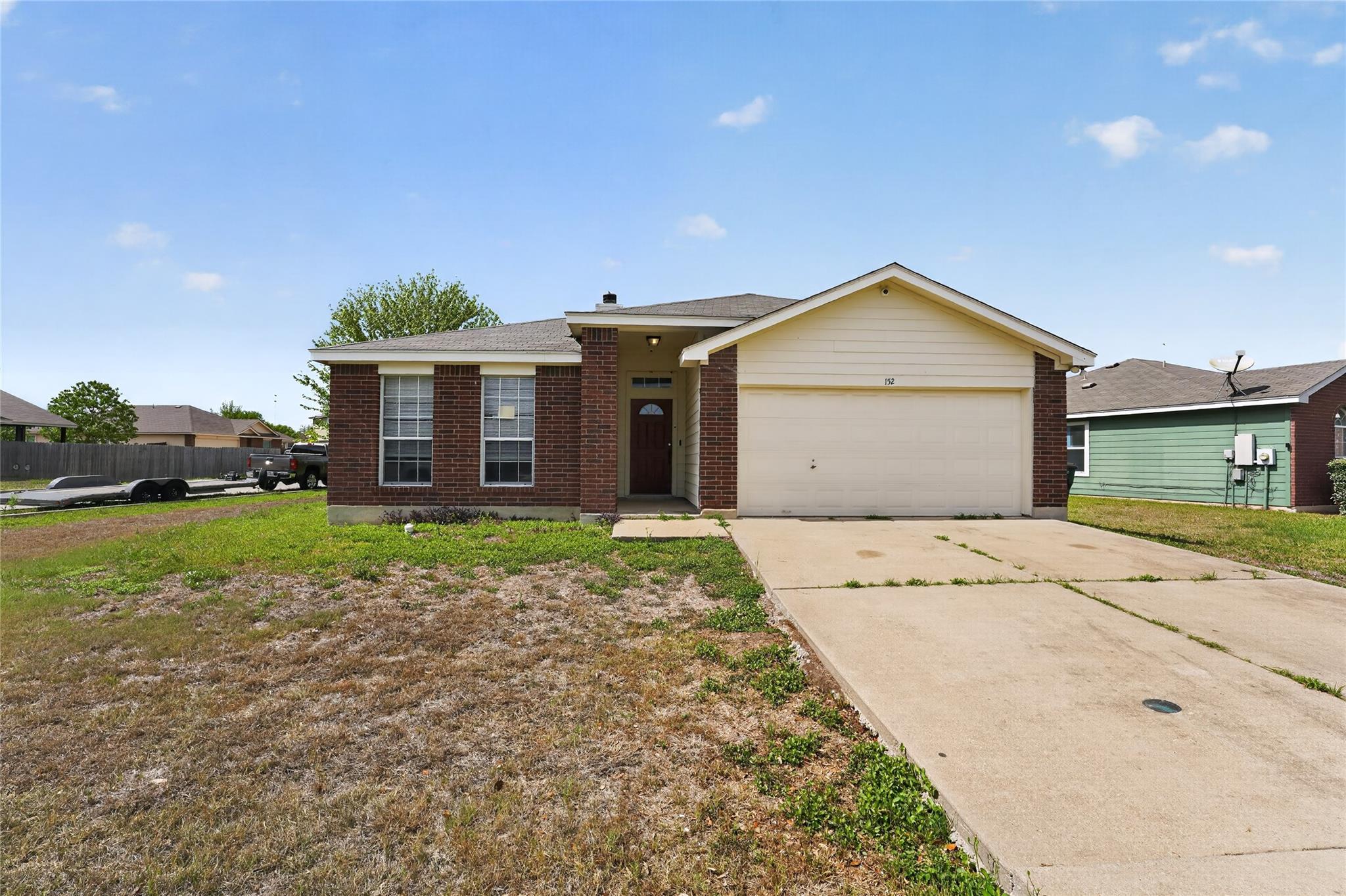 152 Eagle Dr, Luling, TX 78648