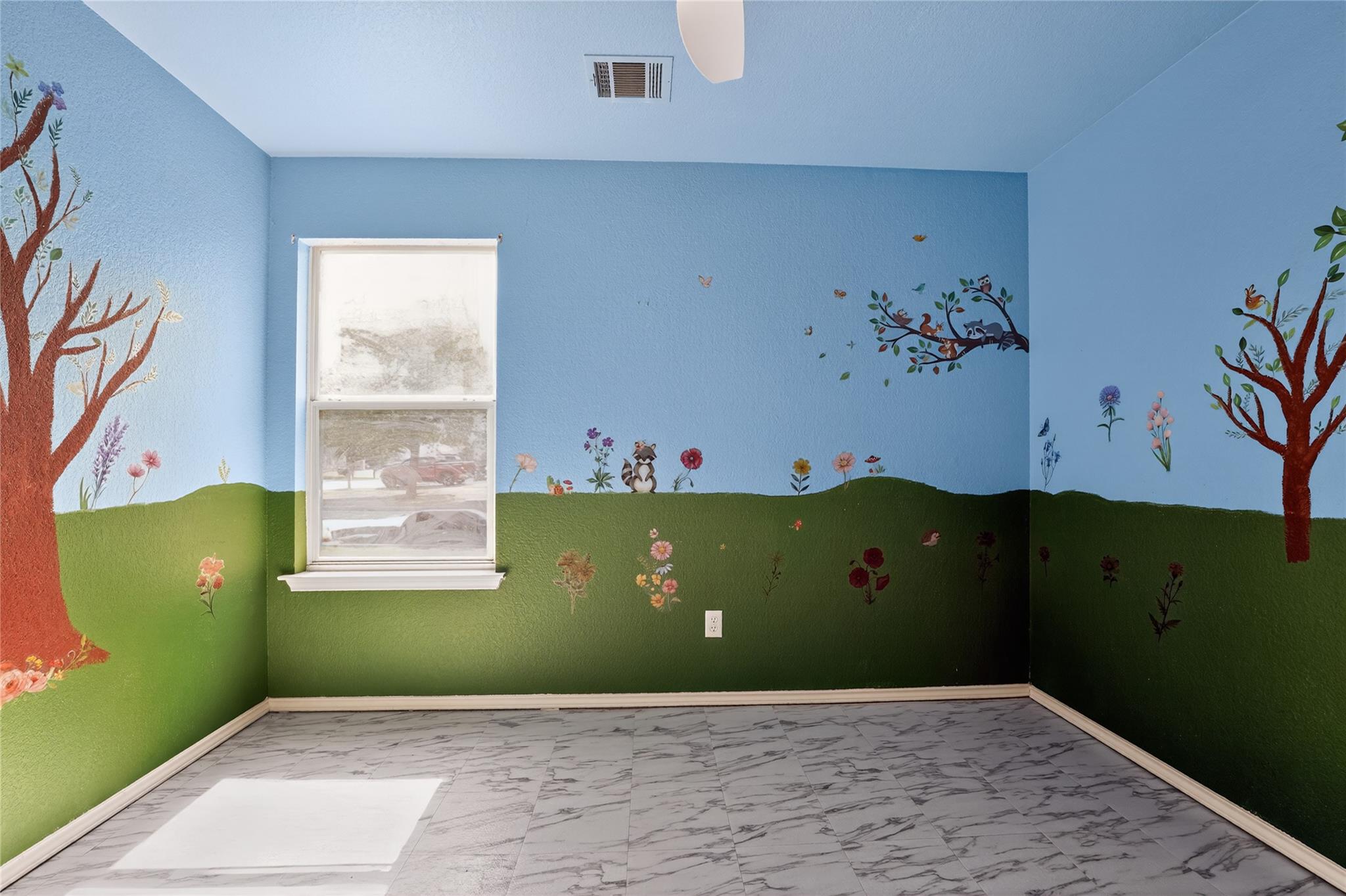 152 Eagle Dr, Luling, TX 78648