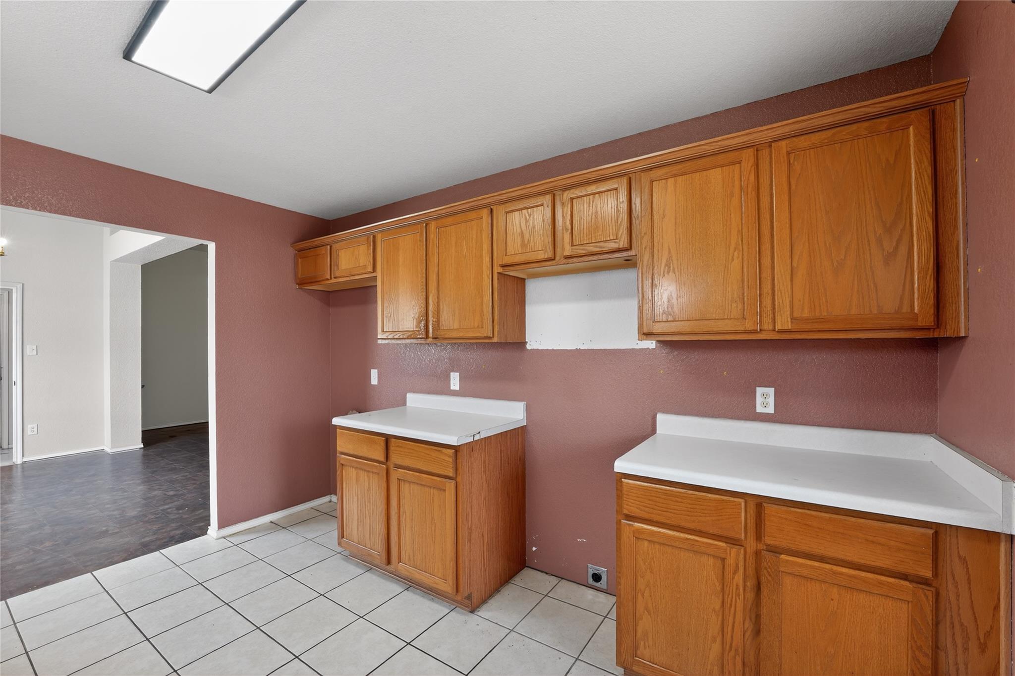 152 Eagle Dr, Luling, TX 78648