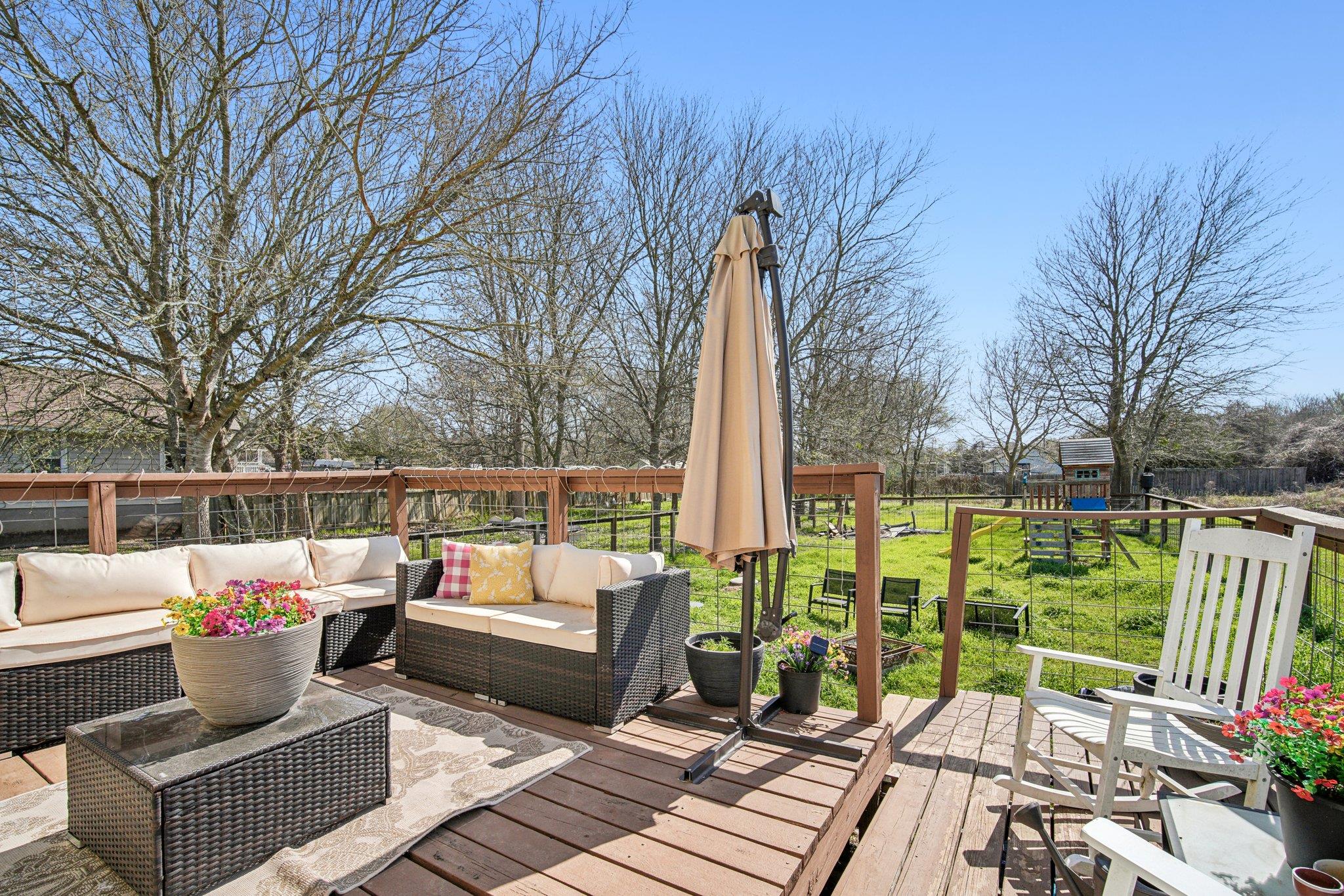 107 Hawea Ln, Bastrop, TX 78602