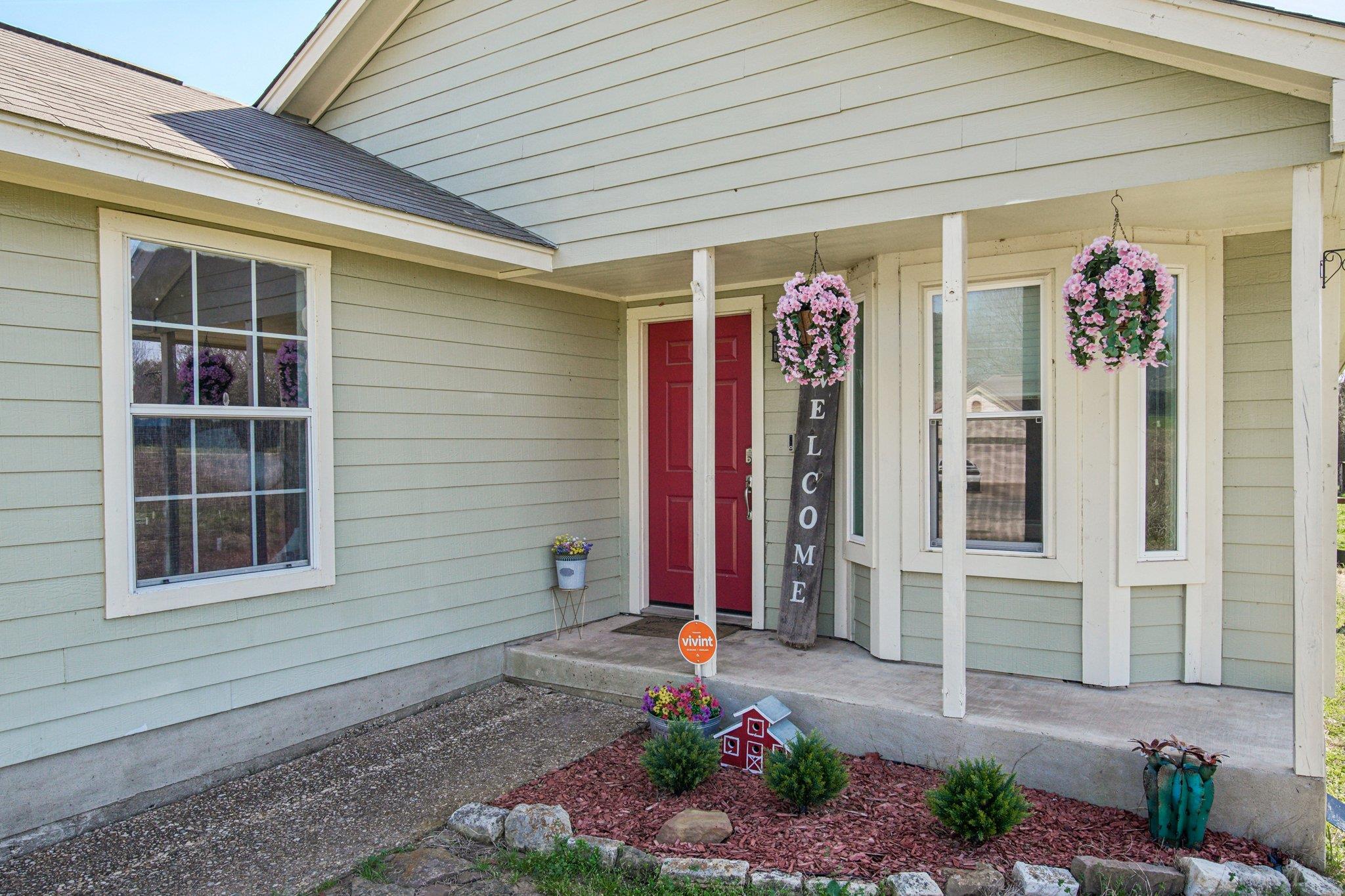 107 Hawea Ln, Bastrop, TX 78602