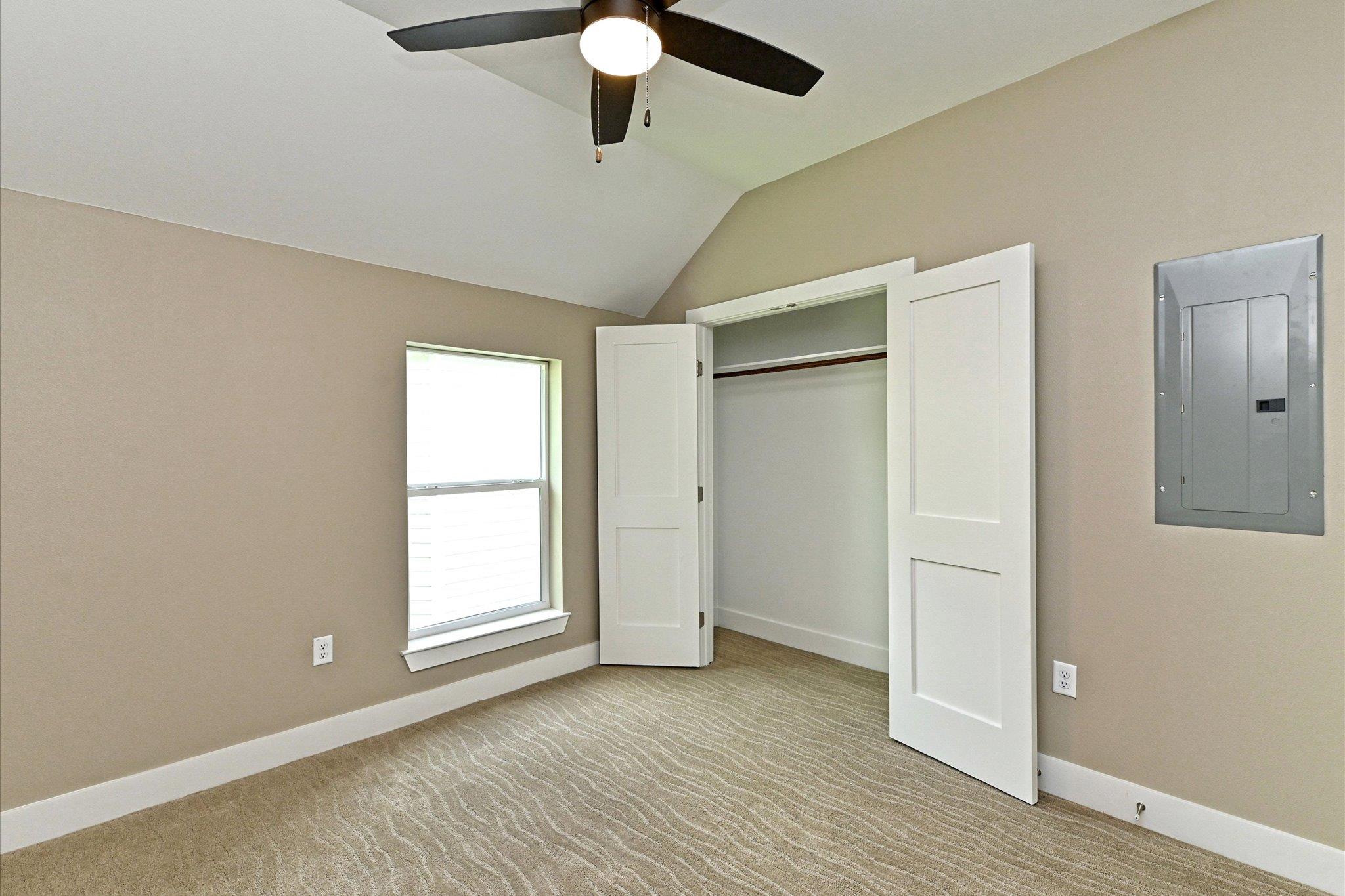 1202 Cometa St # B, Austin, TX 78721