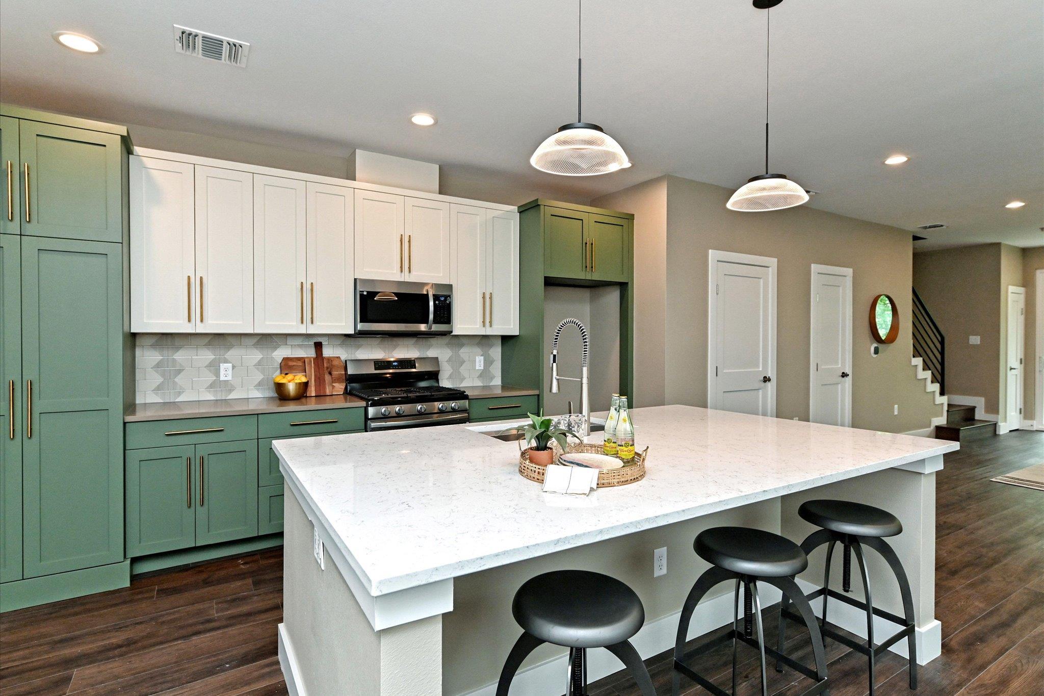 1202 Cometa St # B, Austin, TX 78721