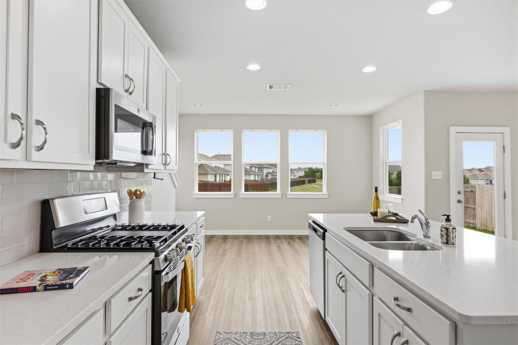 105 Tall Grass Dr, Georgetown, TX 78628