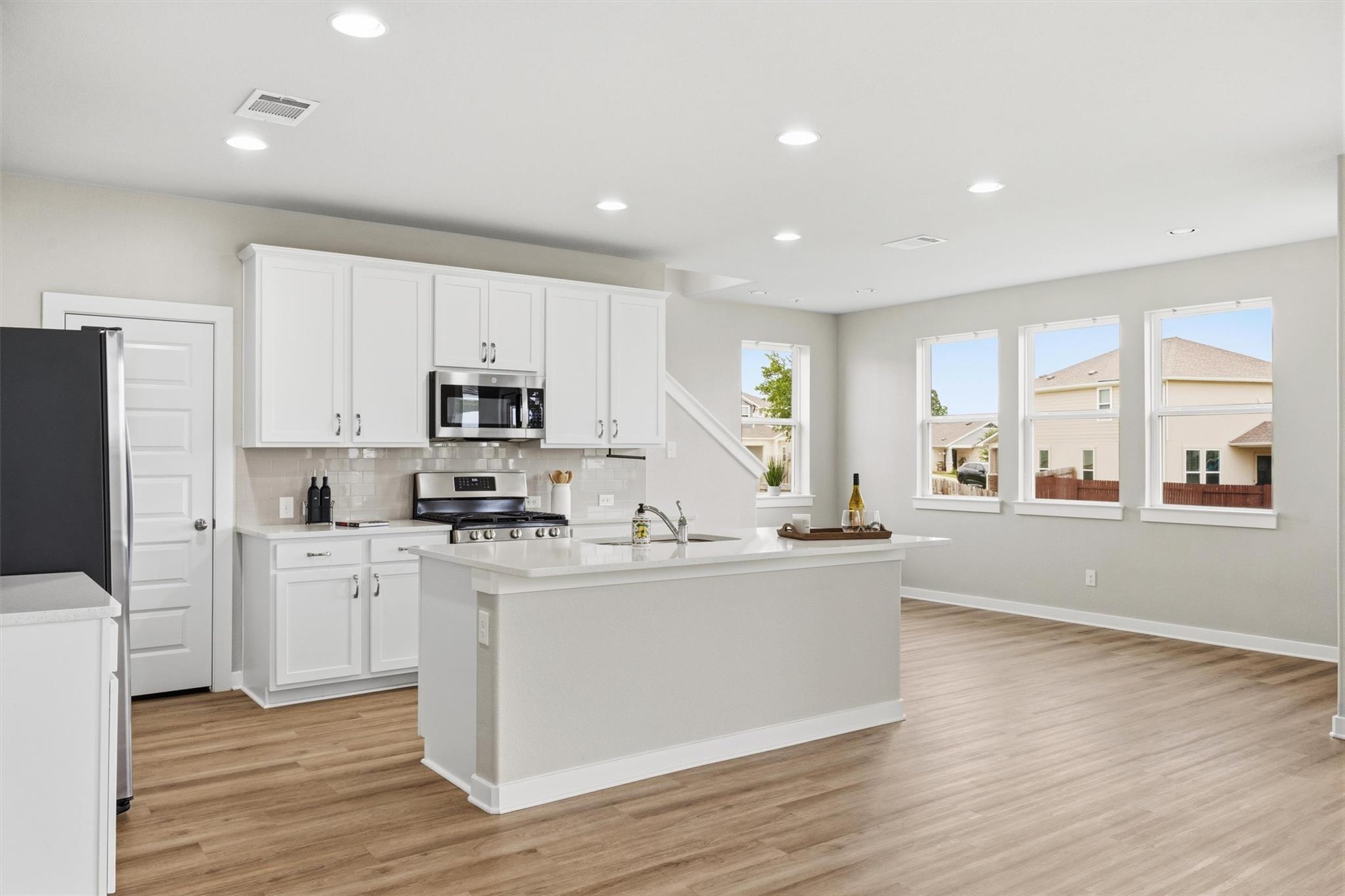 105 Tall Grass Dr, Georgetown, TX 78628