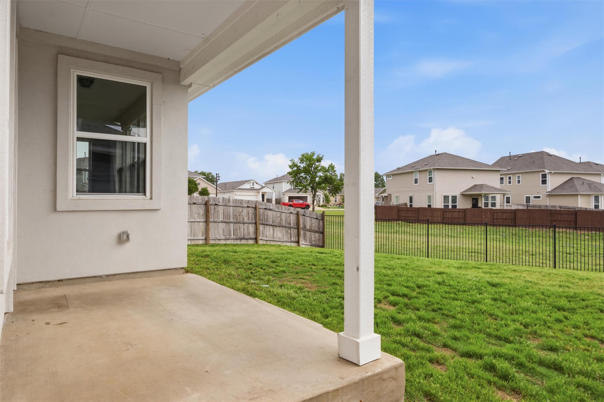 105 Tall Grass Dr, Georgetown, TX 78628