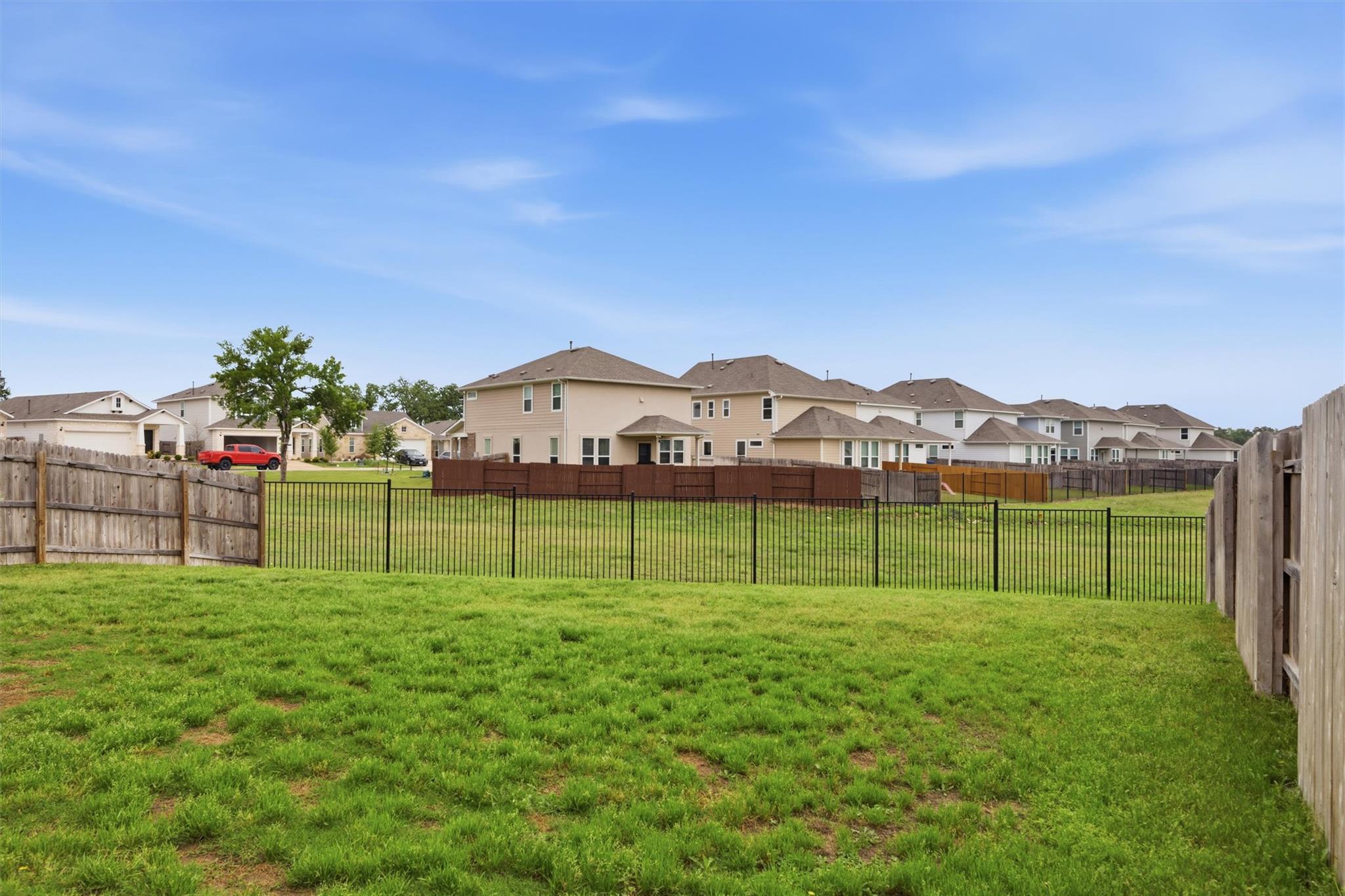 105 Tall Grass Dr, Georgetown, TX 78628