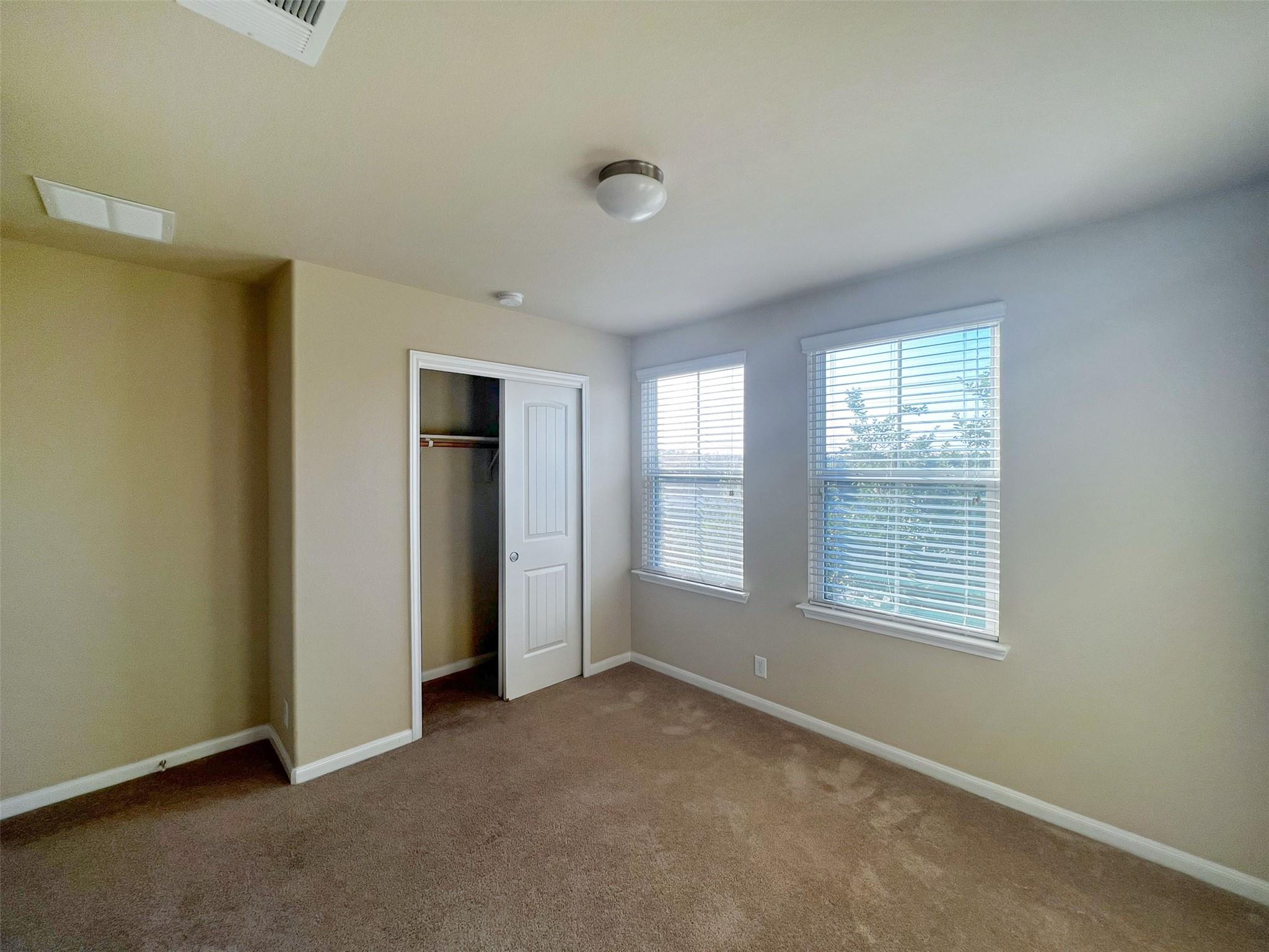 928 Lost Pines Ln, Cedar Park, TX 78613