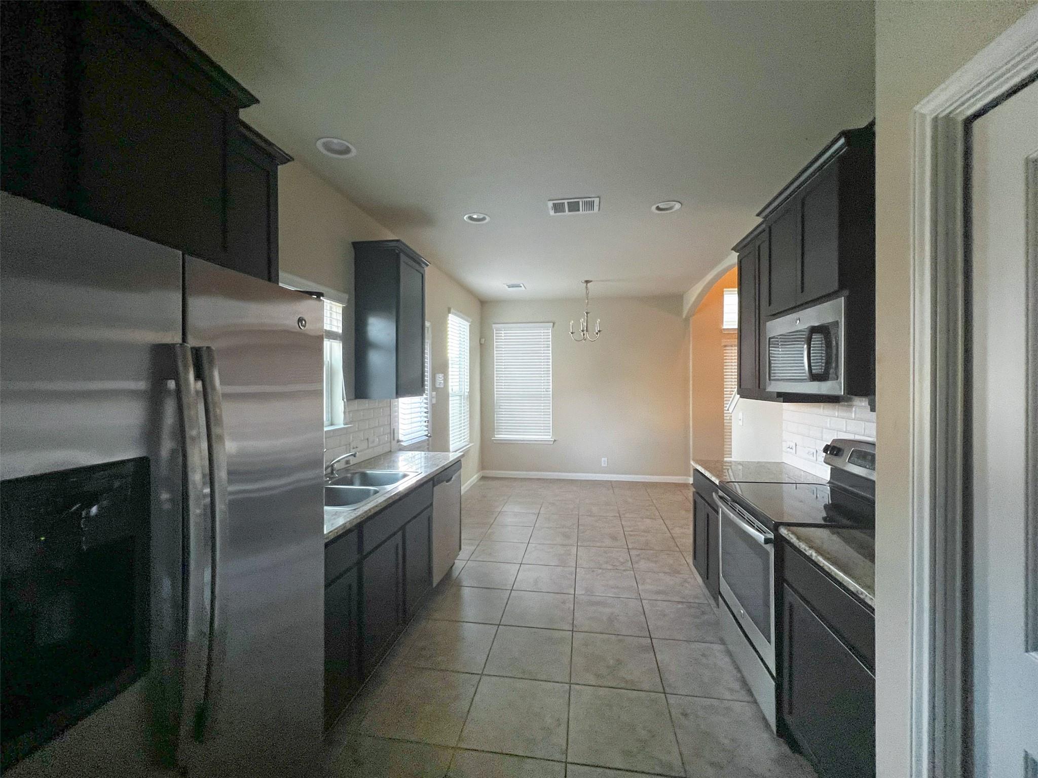 928 Lost Pines Ln, Cedar Park, TX 78613