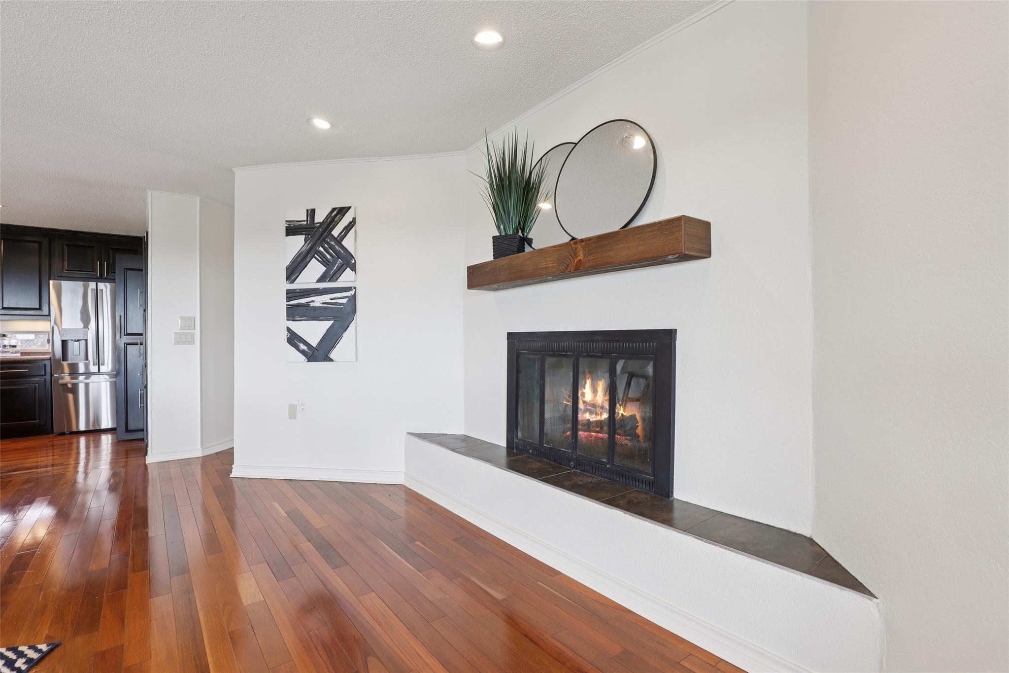 714 Starcrest Dr, New Braunfels, TX 78130