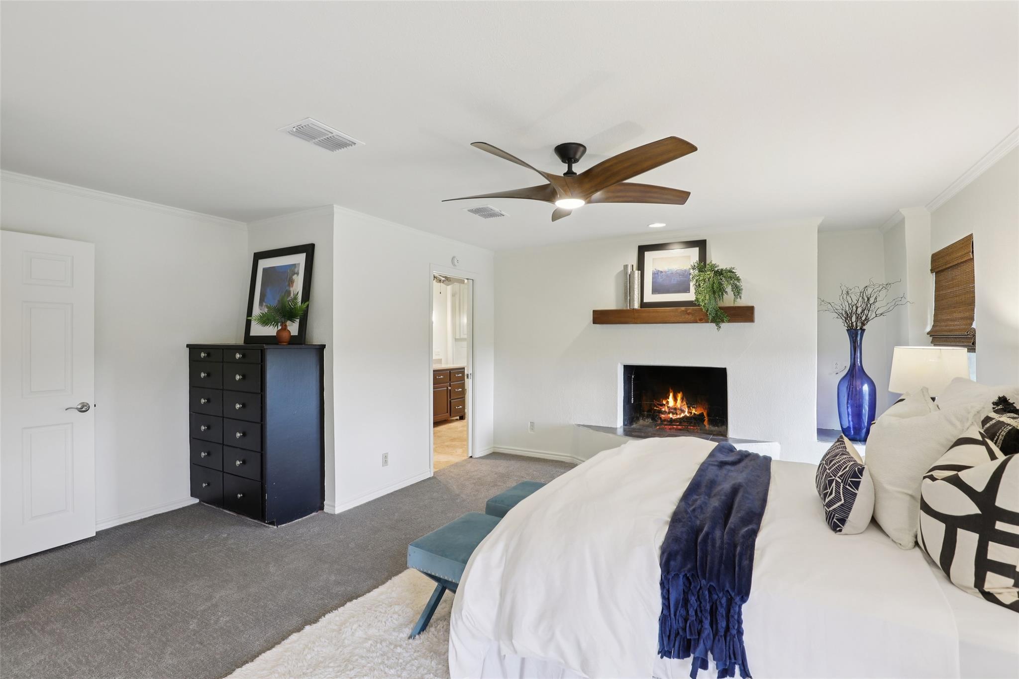 714 Starcrest Dr, New Braunfels, TX 78130