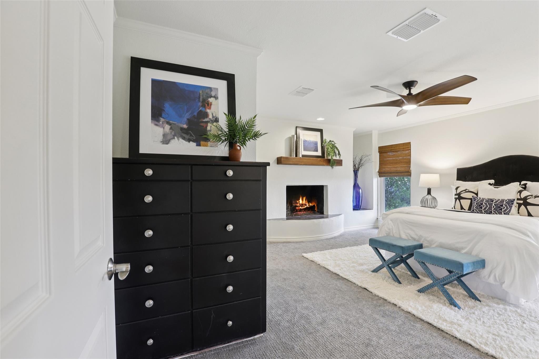 714 Starcrest Dr, New Braunfels, TX 78130