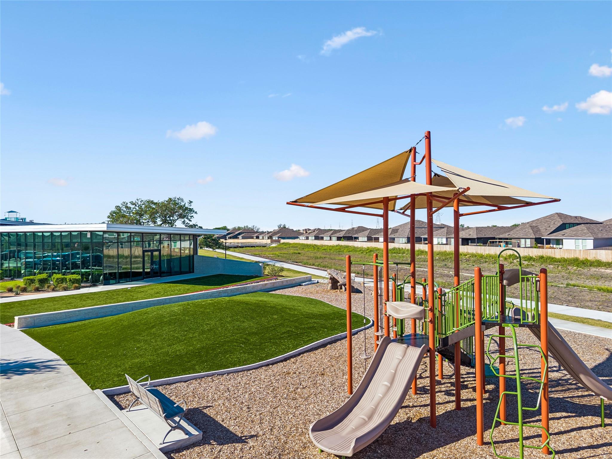 5801 Musquiz Rdg, Seguin, TX 78155