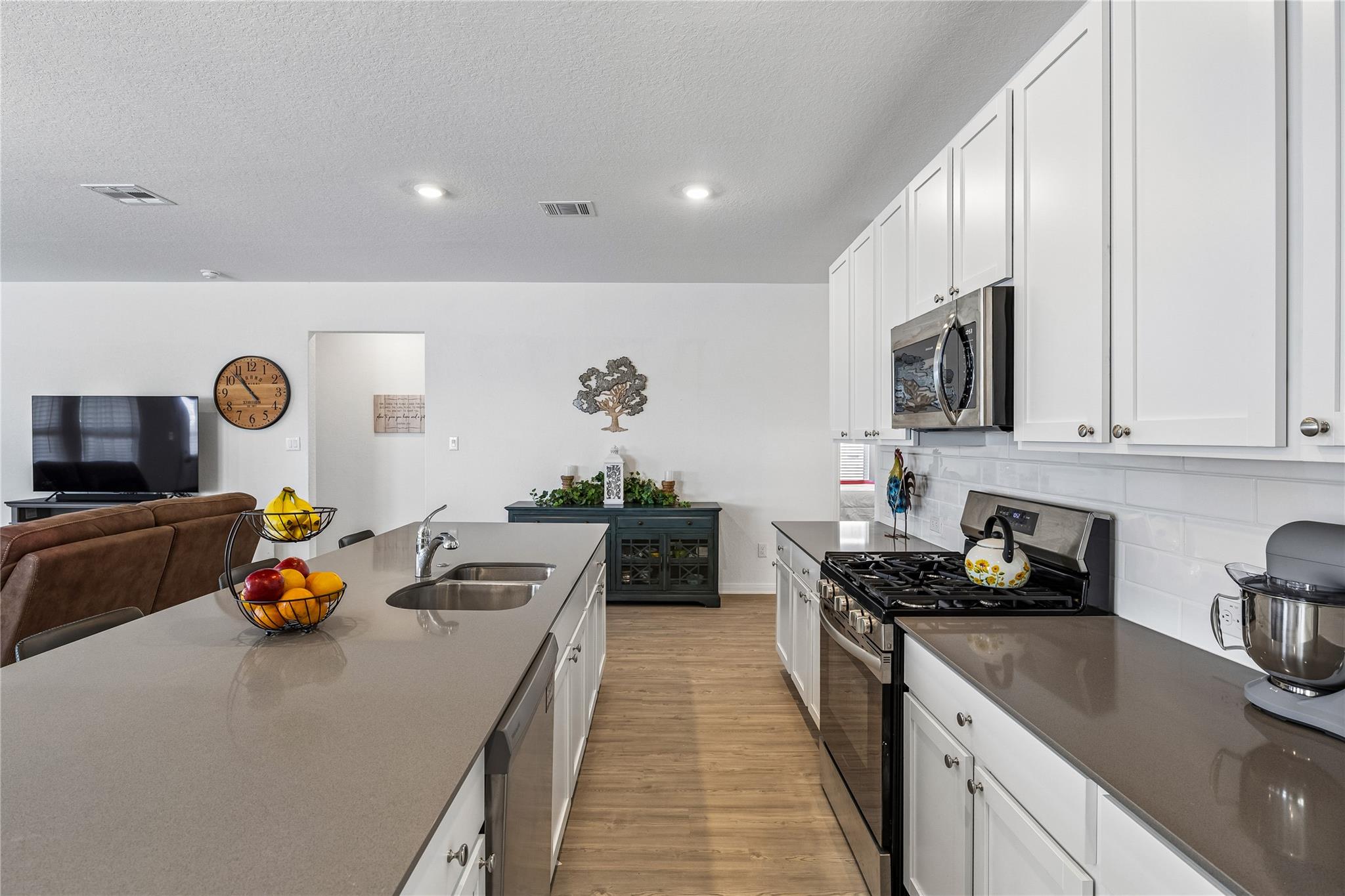 5801 Musquiz Rdg, Seguin, TX 78155