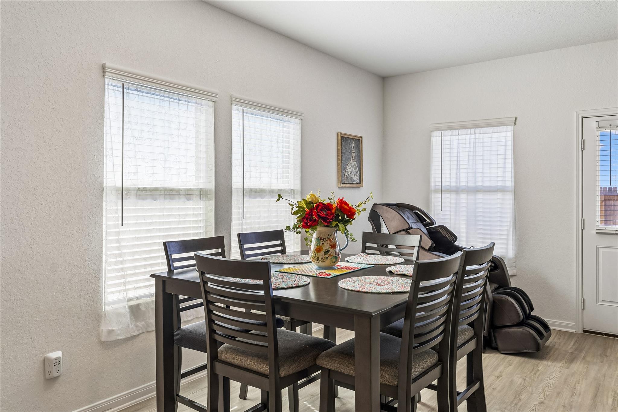 5801 Musquiz Rdg, Seguin, TX 78155