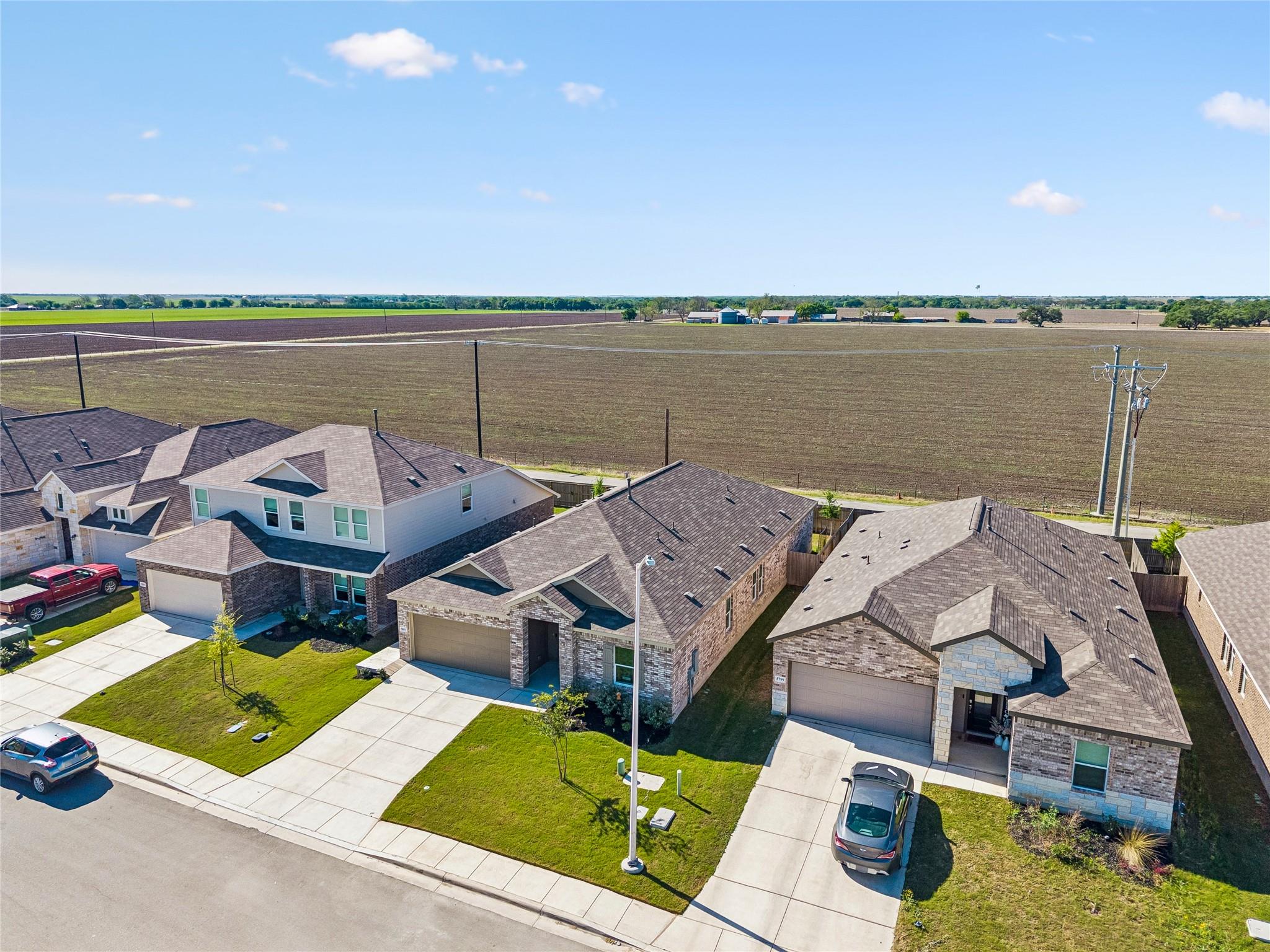 5801 Musquiz Rdg, Seguin, TX 78155