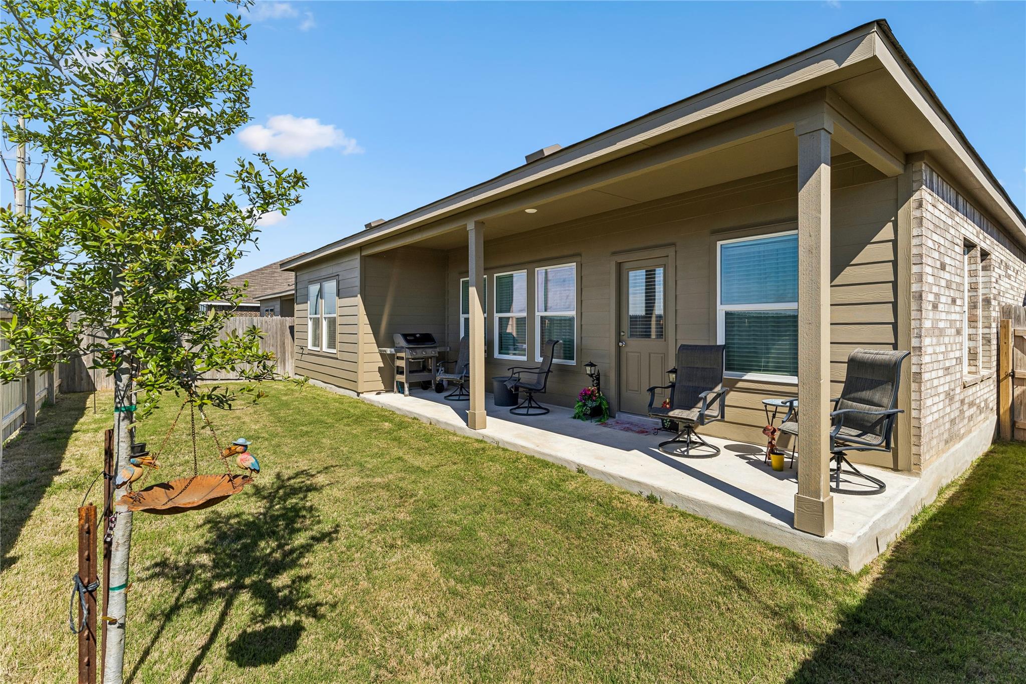 5801 Musquiz Rdg, Seguin, TX 78155