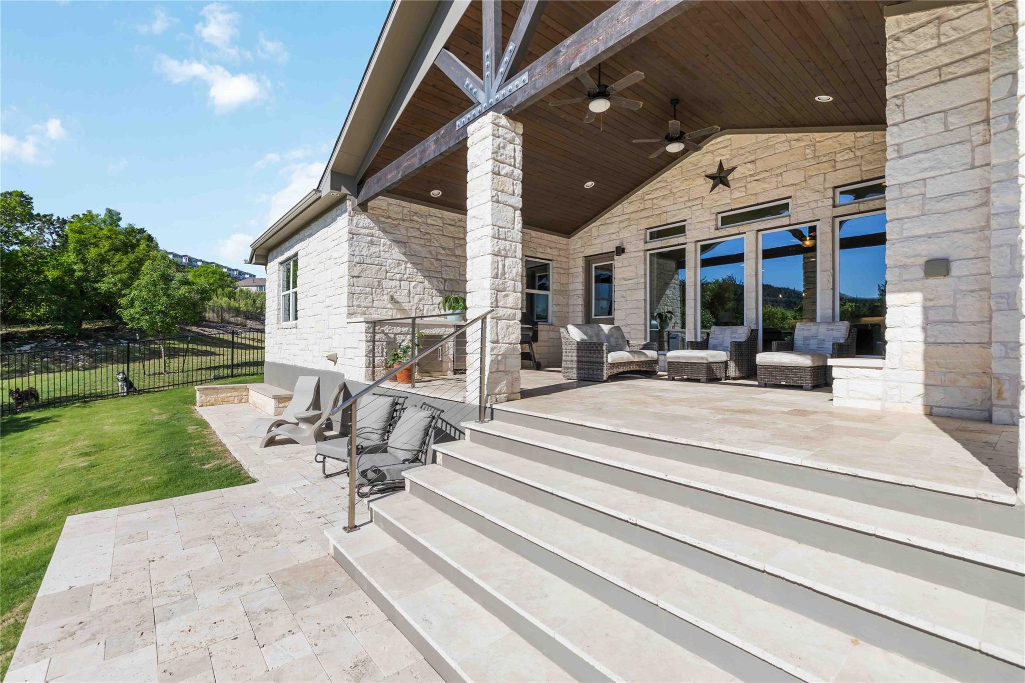 237 Abbeyville Walk, Austin, TX 78738