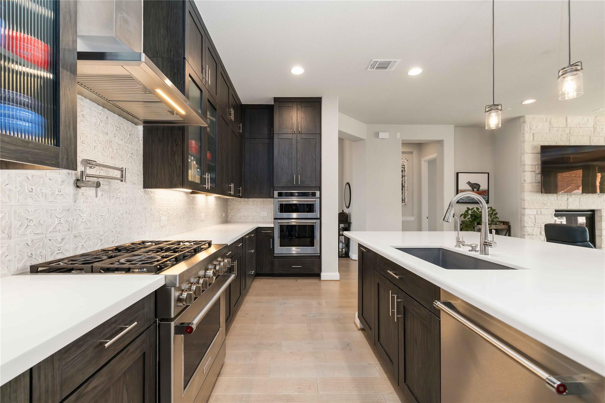 237 Abbeyville Walk, Austin, TX 78738