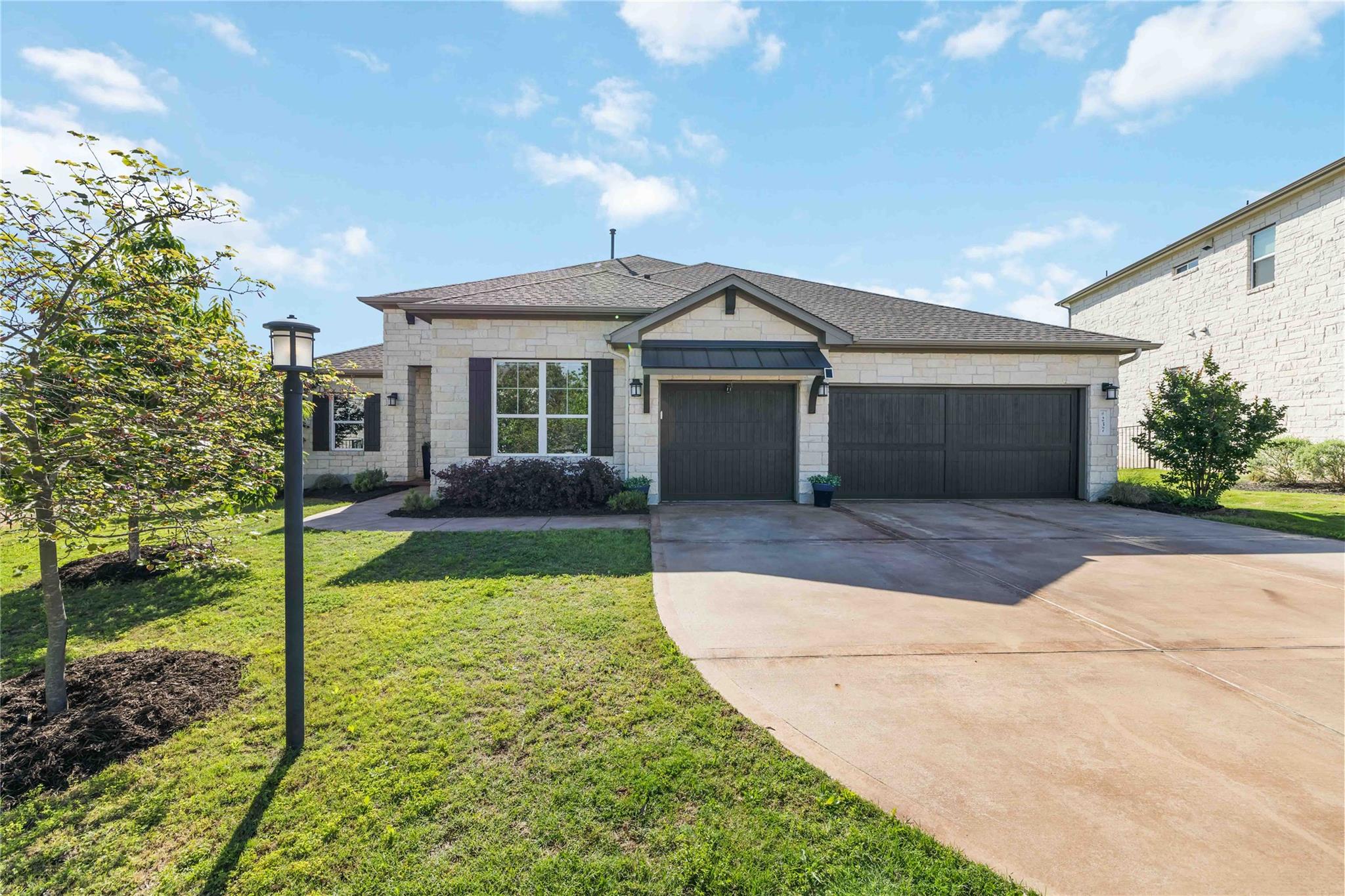 237 Abbeyville Walk, Austin, TX 78738