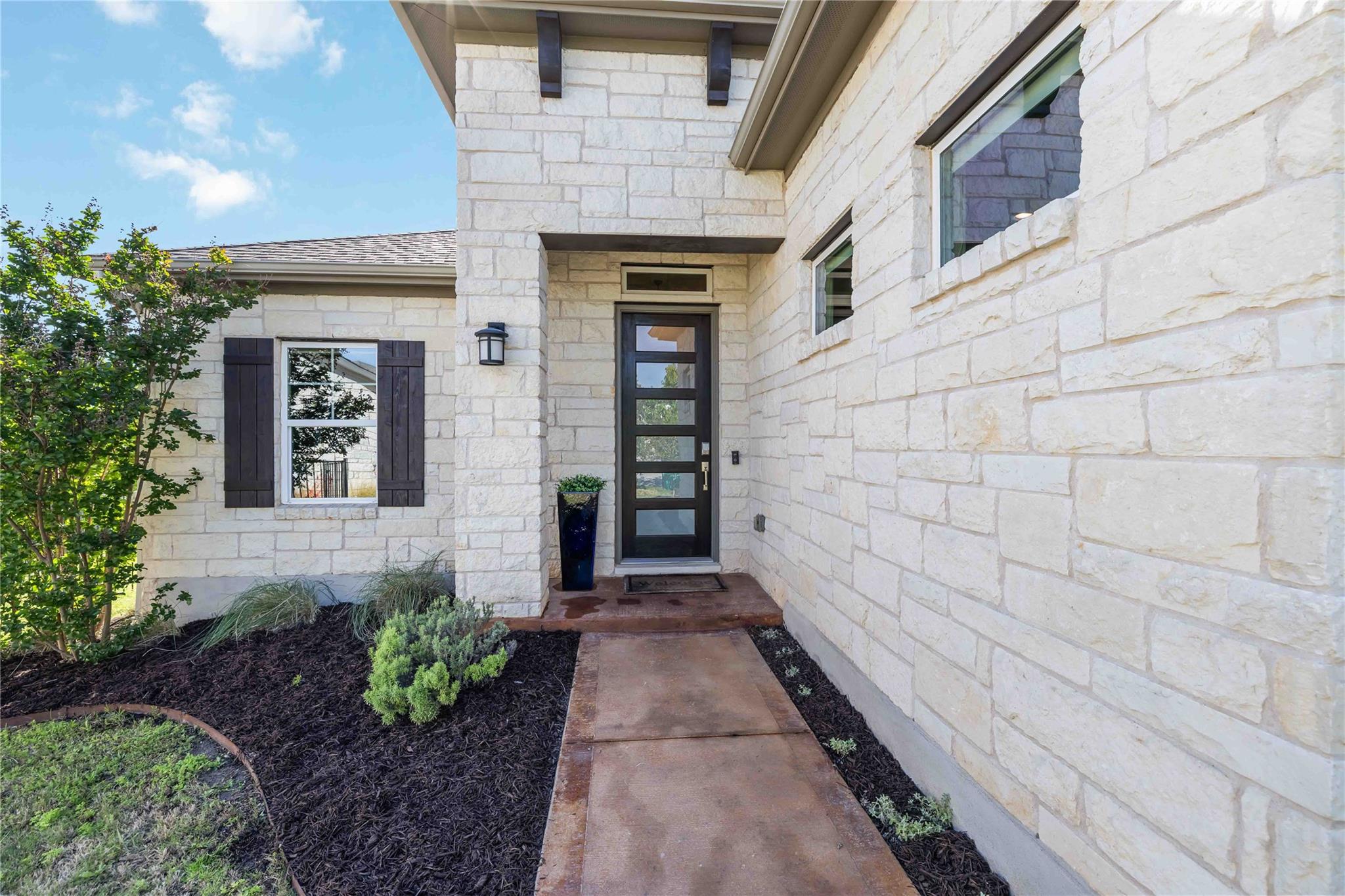 237 Abbeyville Walk, Austin, TX 78738