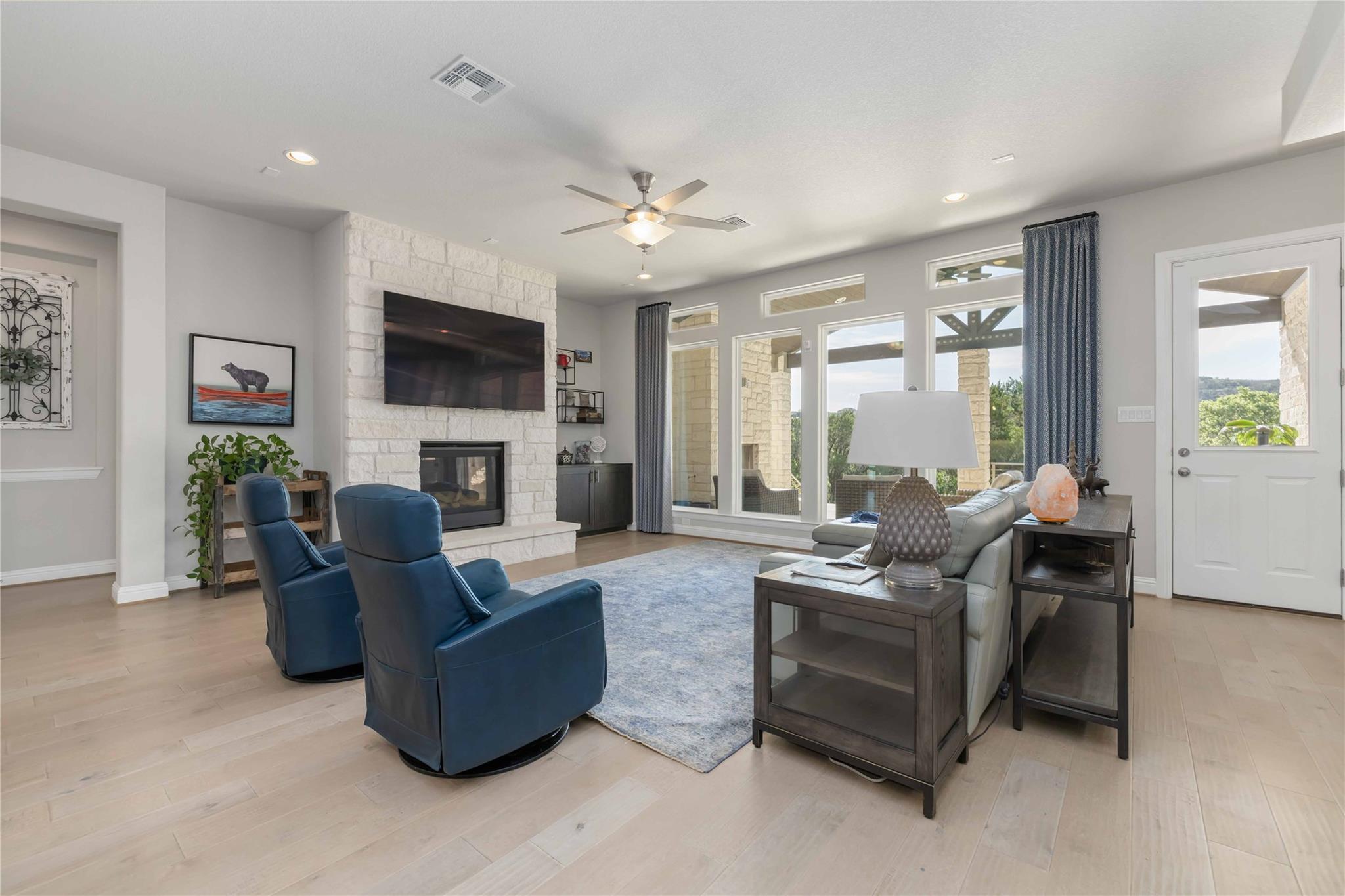 237 Abbeyville Walk, Austin, TX 78738