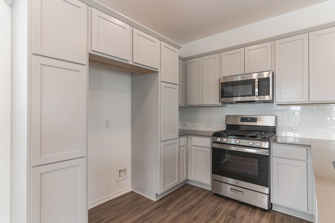 231 Rioja, Kyle, TX 78640