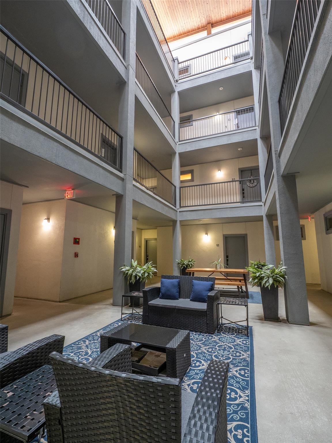 908 Nueces St # 11, Austin, TX 78701