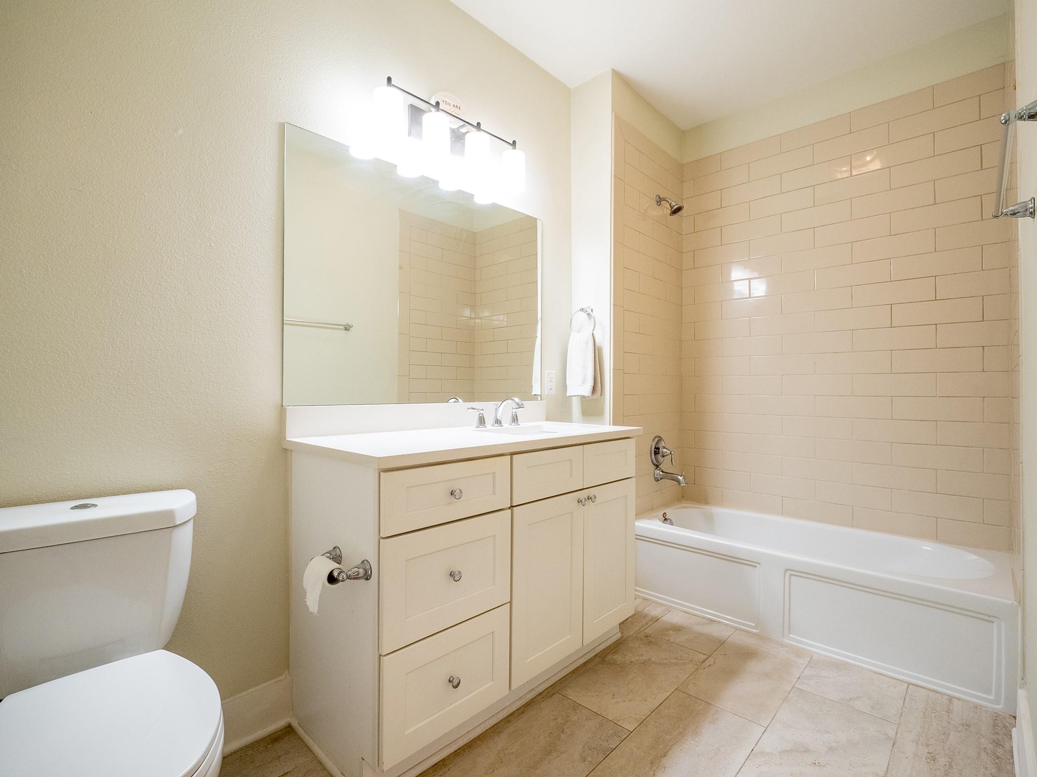 908 Nueces St # 11, Austin, TX 78701