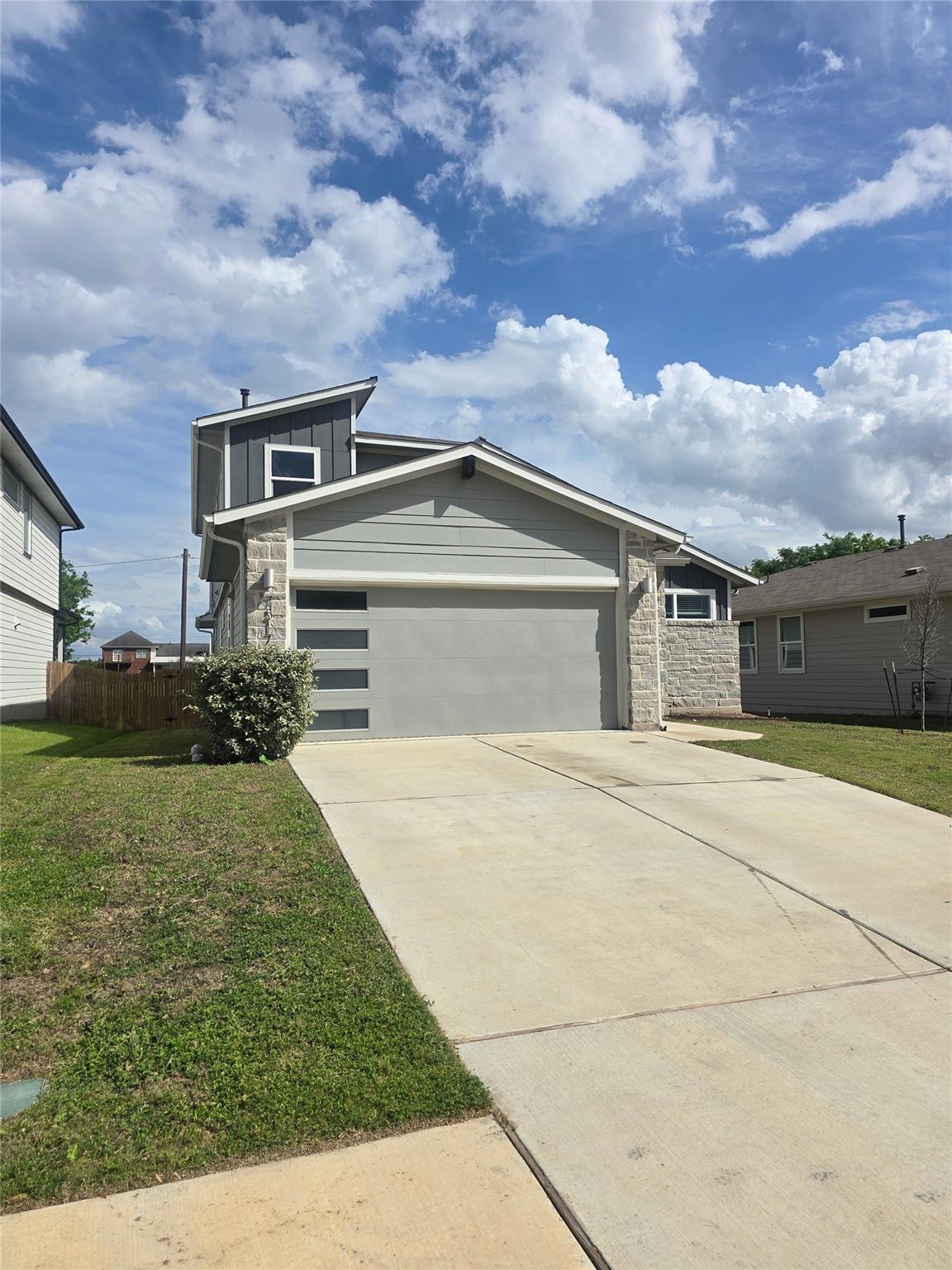 7517 Smallwood Dr, Austin, TX 78724
