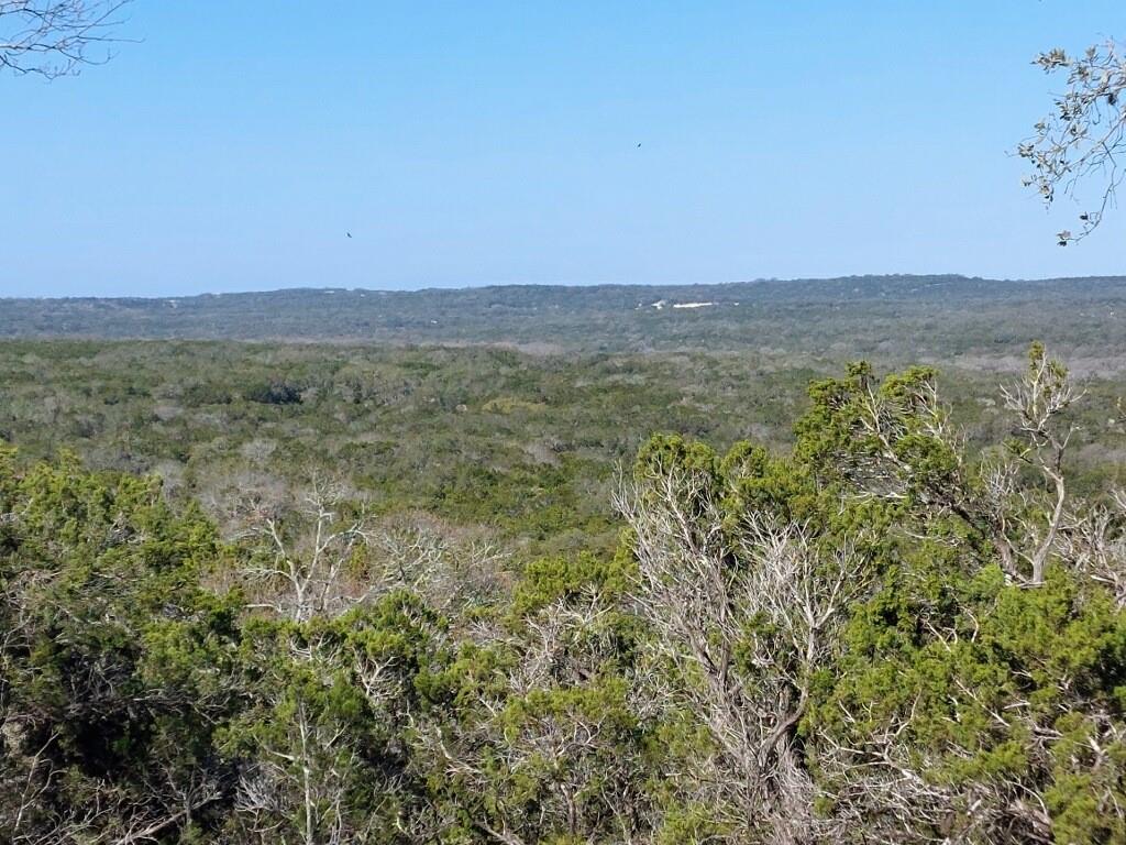 915 Enchanted Vw, Canyon Lake, TX 78133