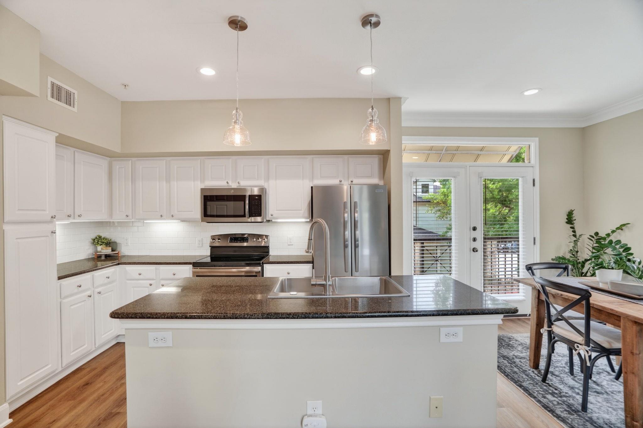 7701 Rialto Blvd # 45, Austin, TX 78735