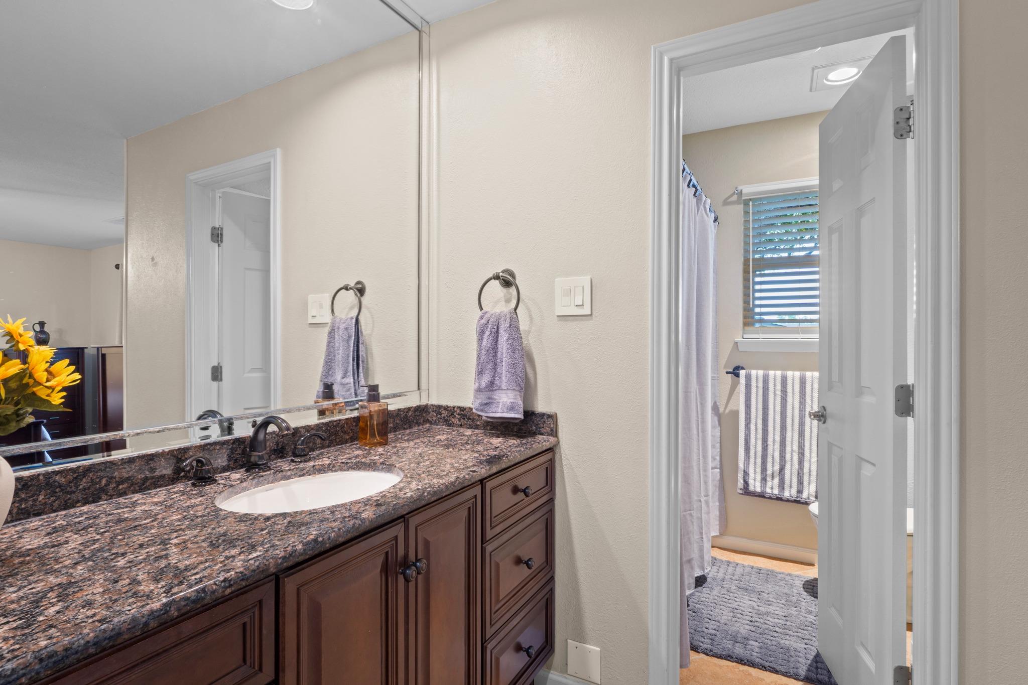 4107 Columbine Dr, Austin, TX 78727