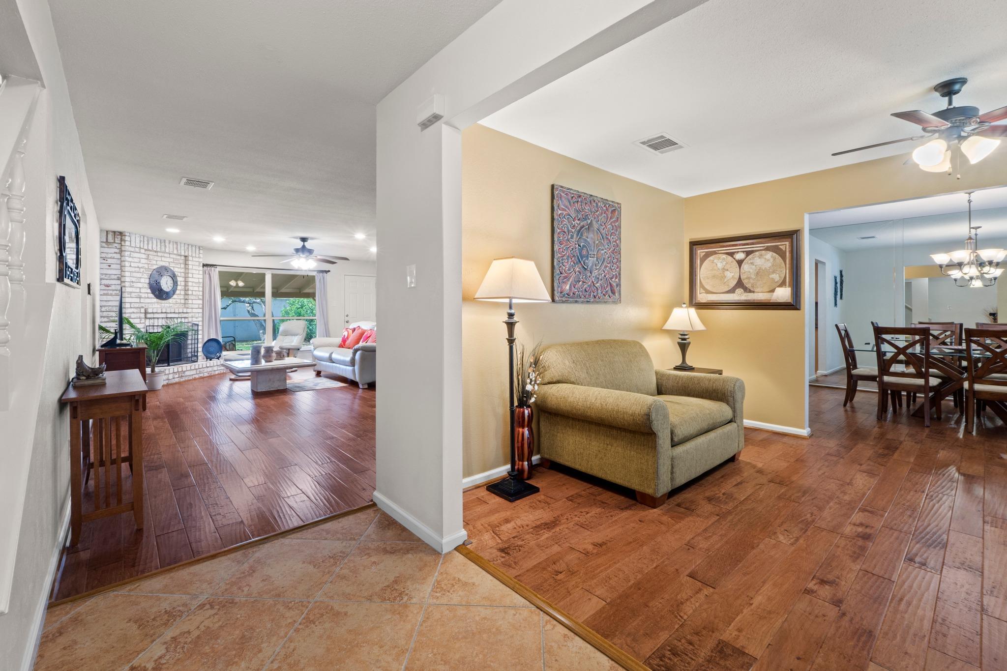 4107 Columbine Dr, Austin, TX 78727