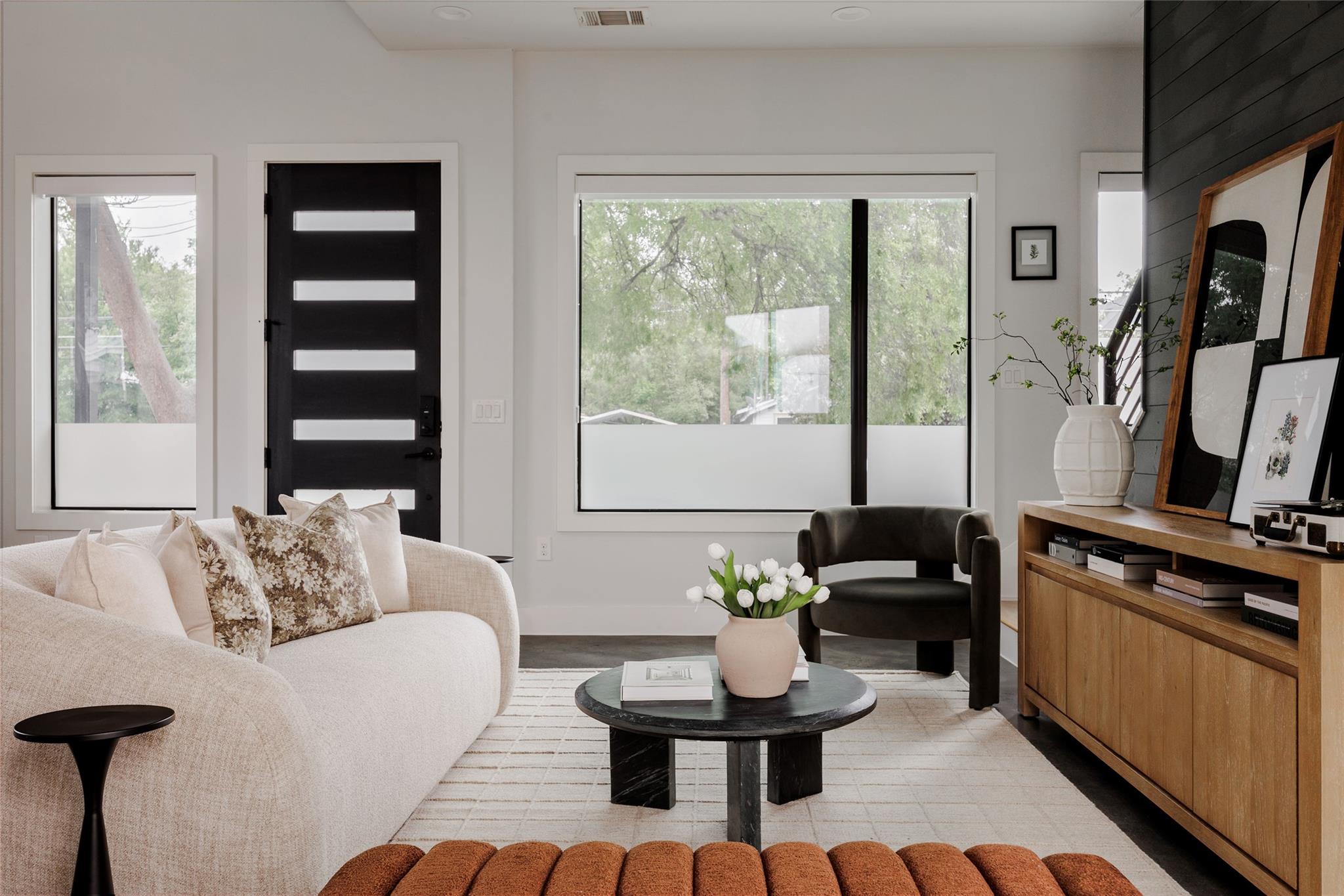 1102 Tillery St # 1, Austin, TX 78702